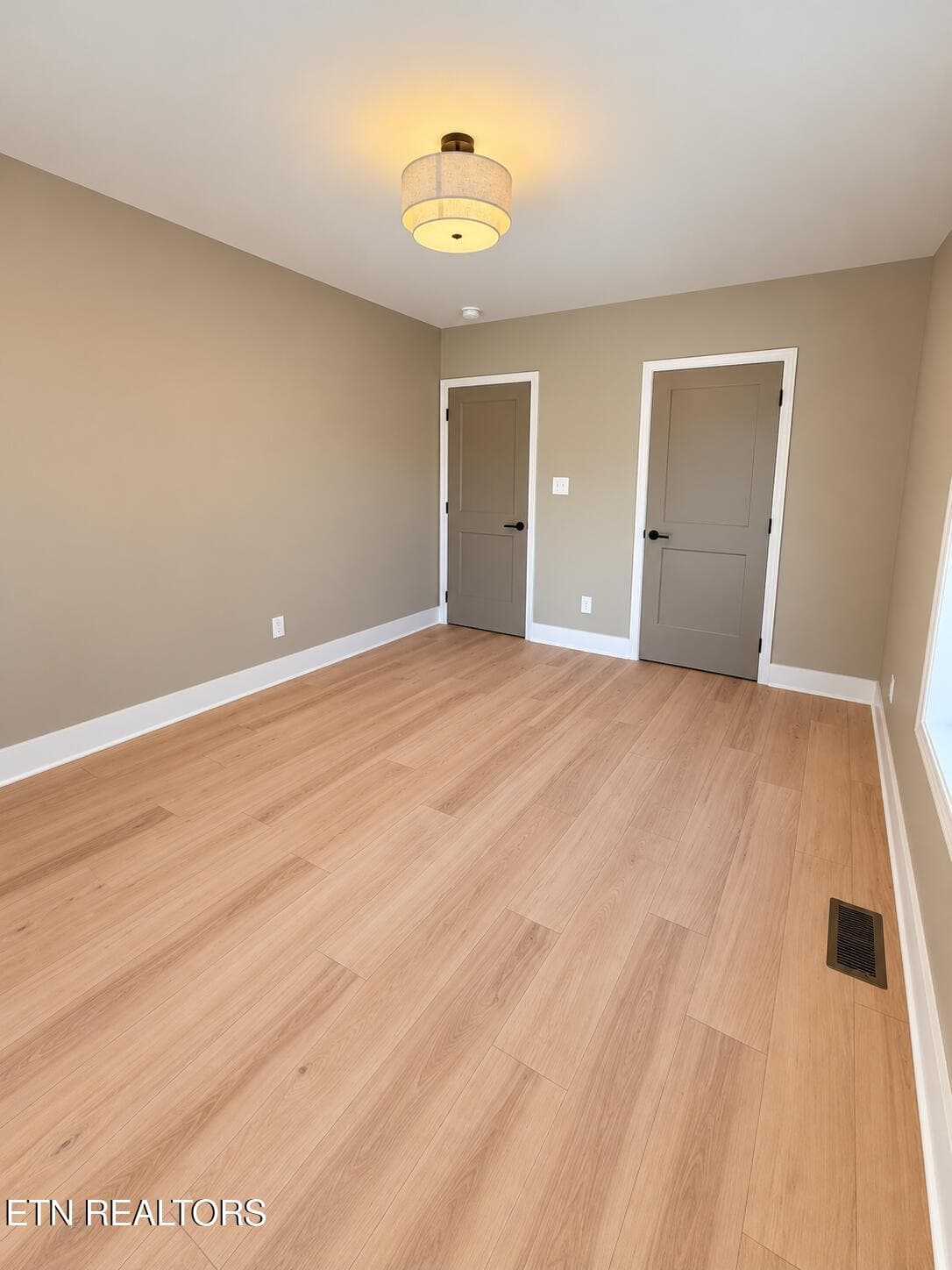 A82F123E-D882-43AC-AEA0-4998DEE21CDE - 2554 Woodbine Ave, Knoxville, TN 37914