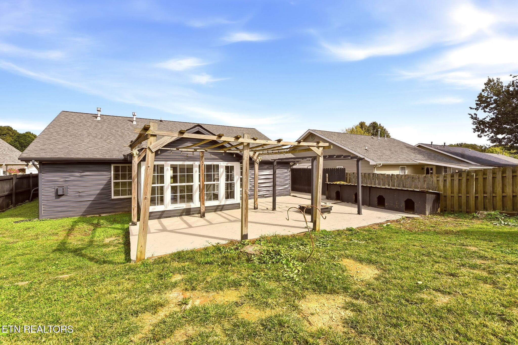 27-web-or-mls-Mlshn2519 (6) - 2519 Myloshane Lane, Knoxville, TN 37931