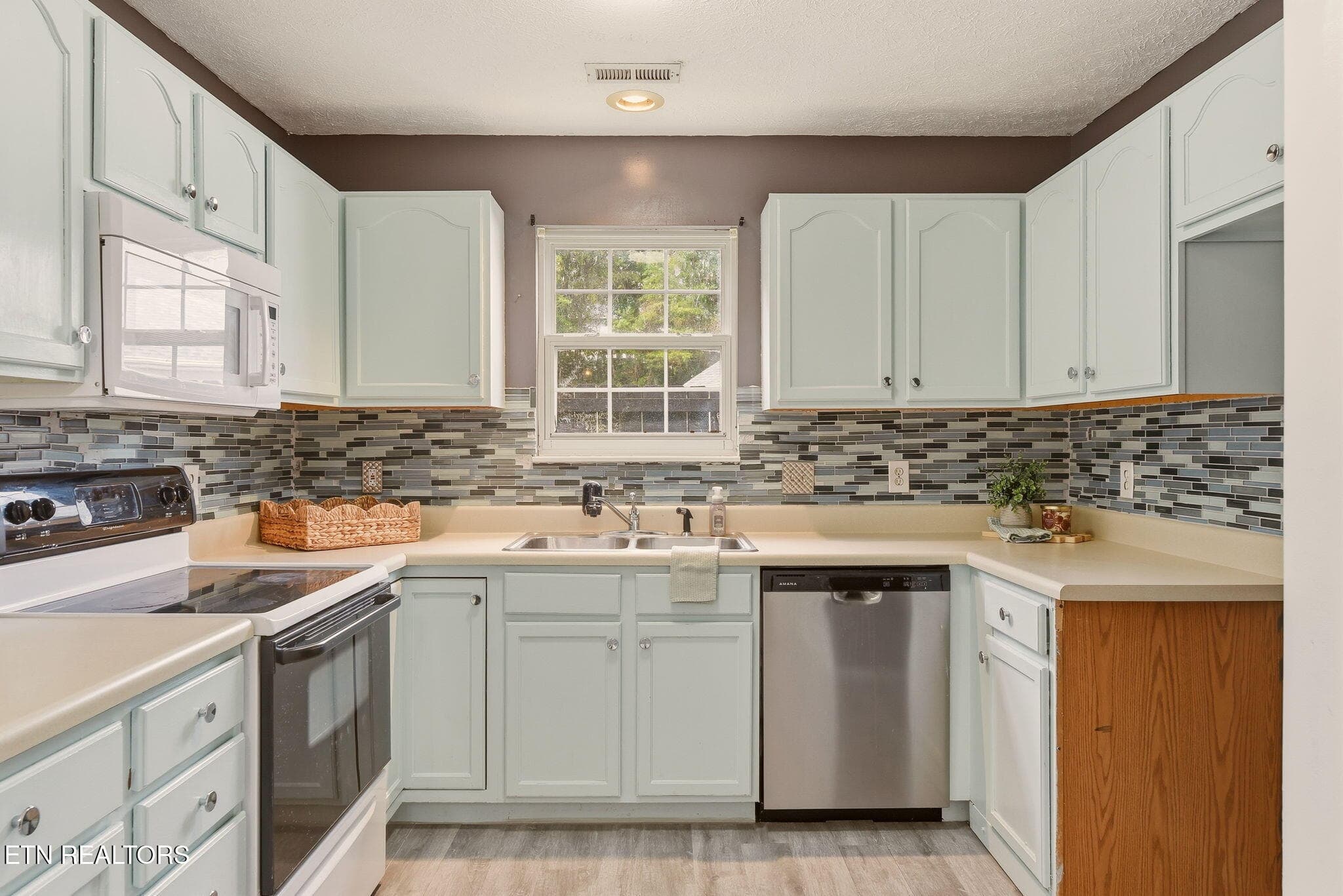 11-web-or-mls-Mlshn2519 (22) - 2519 Myloshane Lane, Knoxville, TN 37931