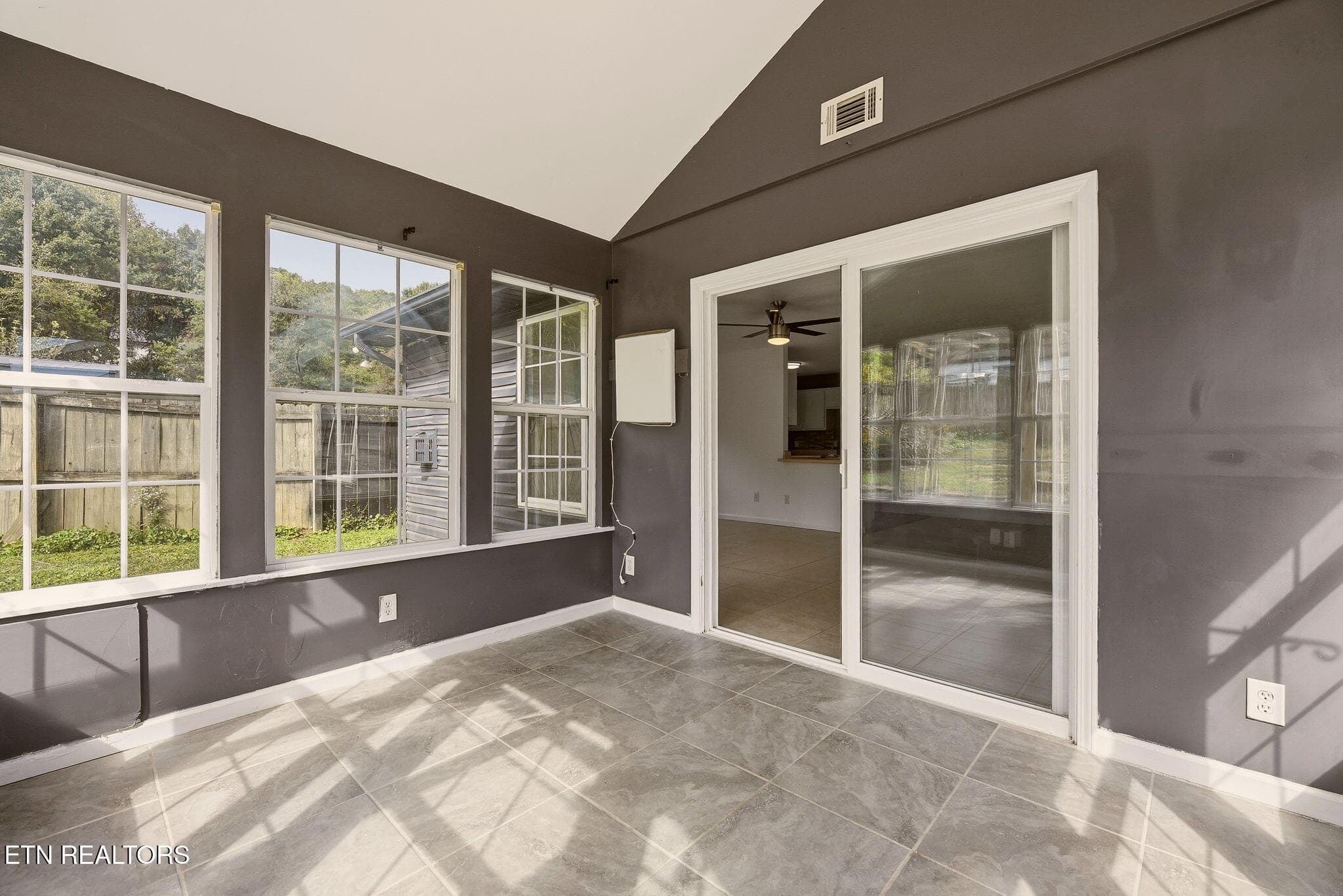8-web-or-mls-Mlshn2519 (7) - 2519 Myloshane Lane, Knoxville, TN 37931