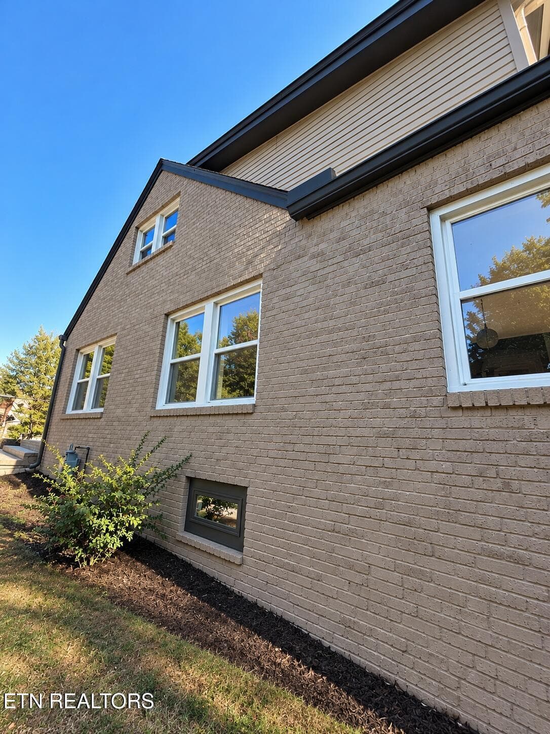 BF6BCA82-7195-4843-BA61-23C0629730F3 - 2554 Woodbine Ave, Knoxville, TN 37914