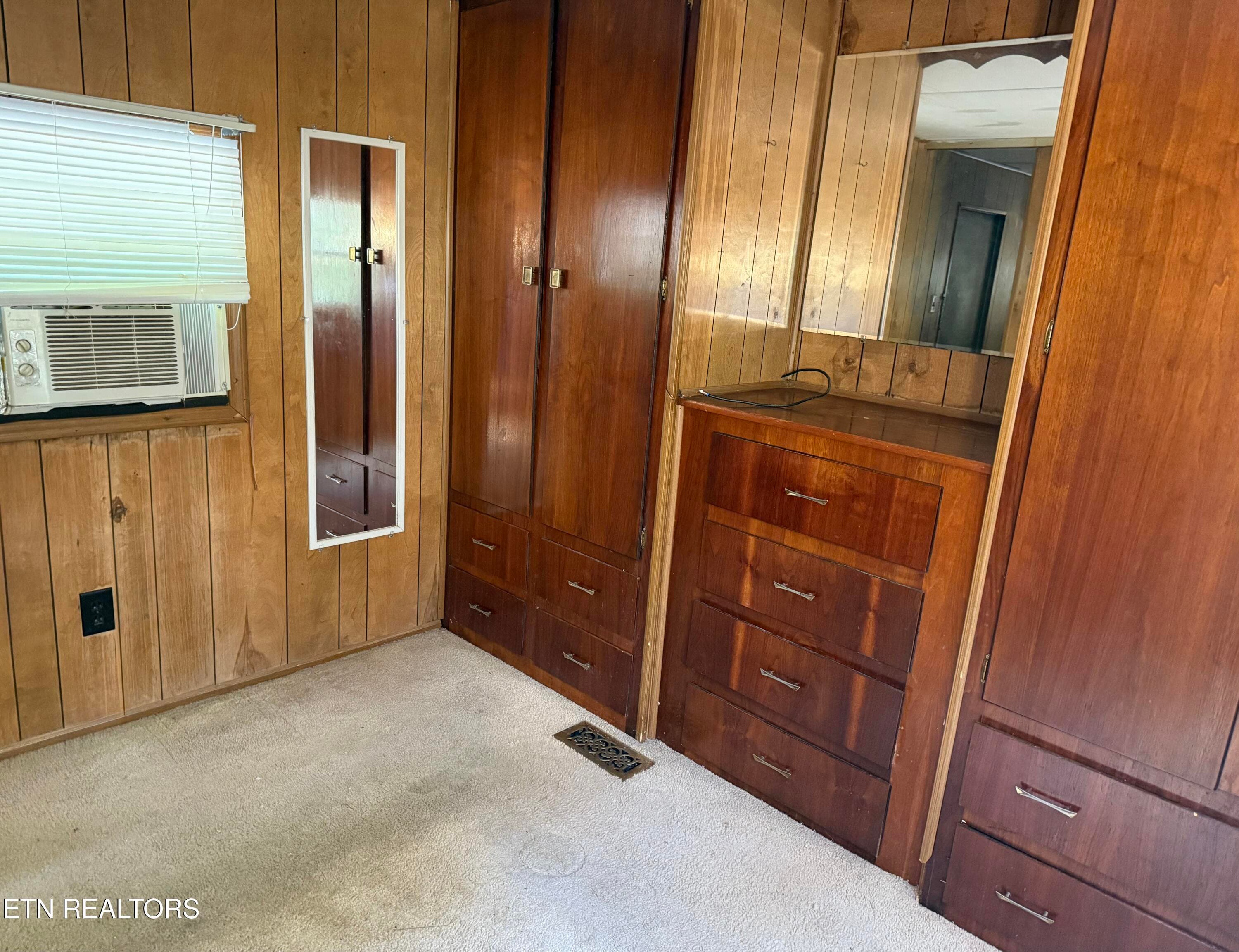 Primary Bedroom 1 - 119 Old Airport Rd, Oakdale, TN 37829