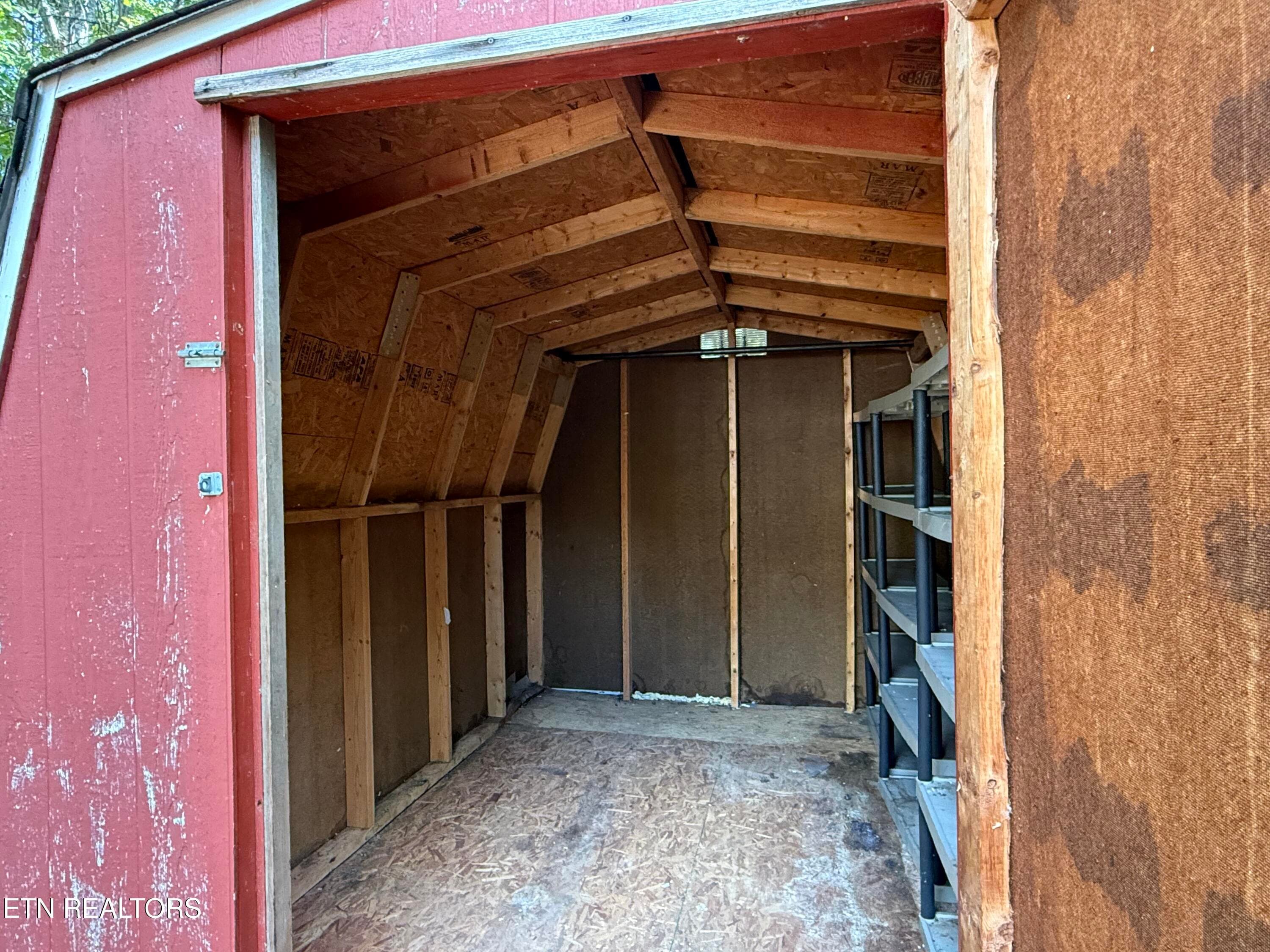 Storage Building 2 - 119 Old Airport Rd, Oakdale, TN 37829