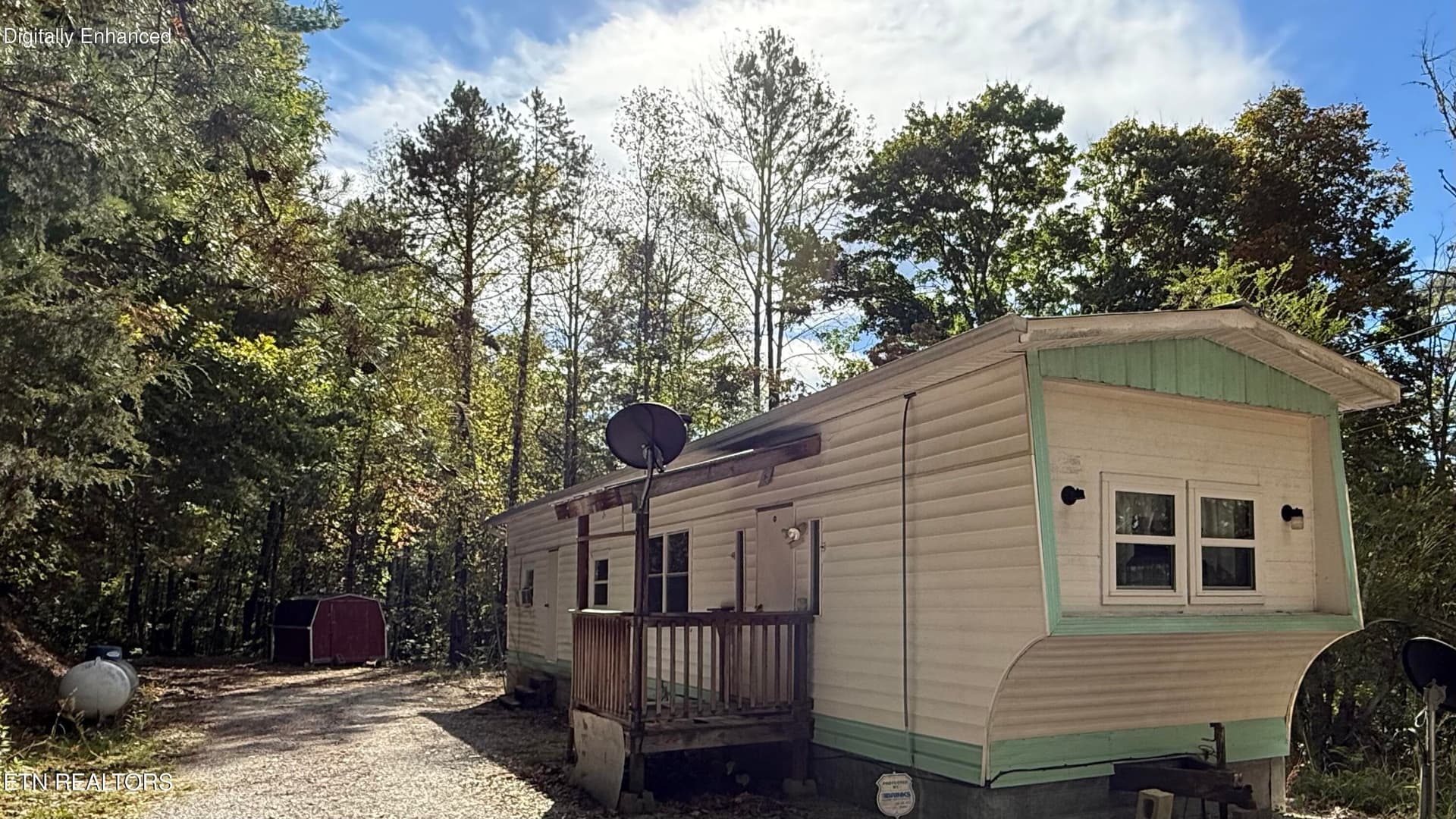 119 Old Airport Rd, Oakdale, TN 37829
