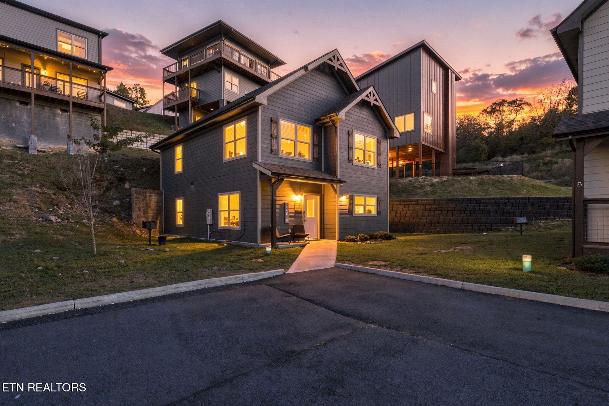 2-web-or-mls-1654-Veterans-Blvd-7-02 - 1654 Veterans Blvd UNIT 7, Sevierville, TN 37862
