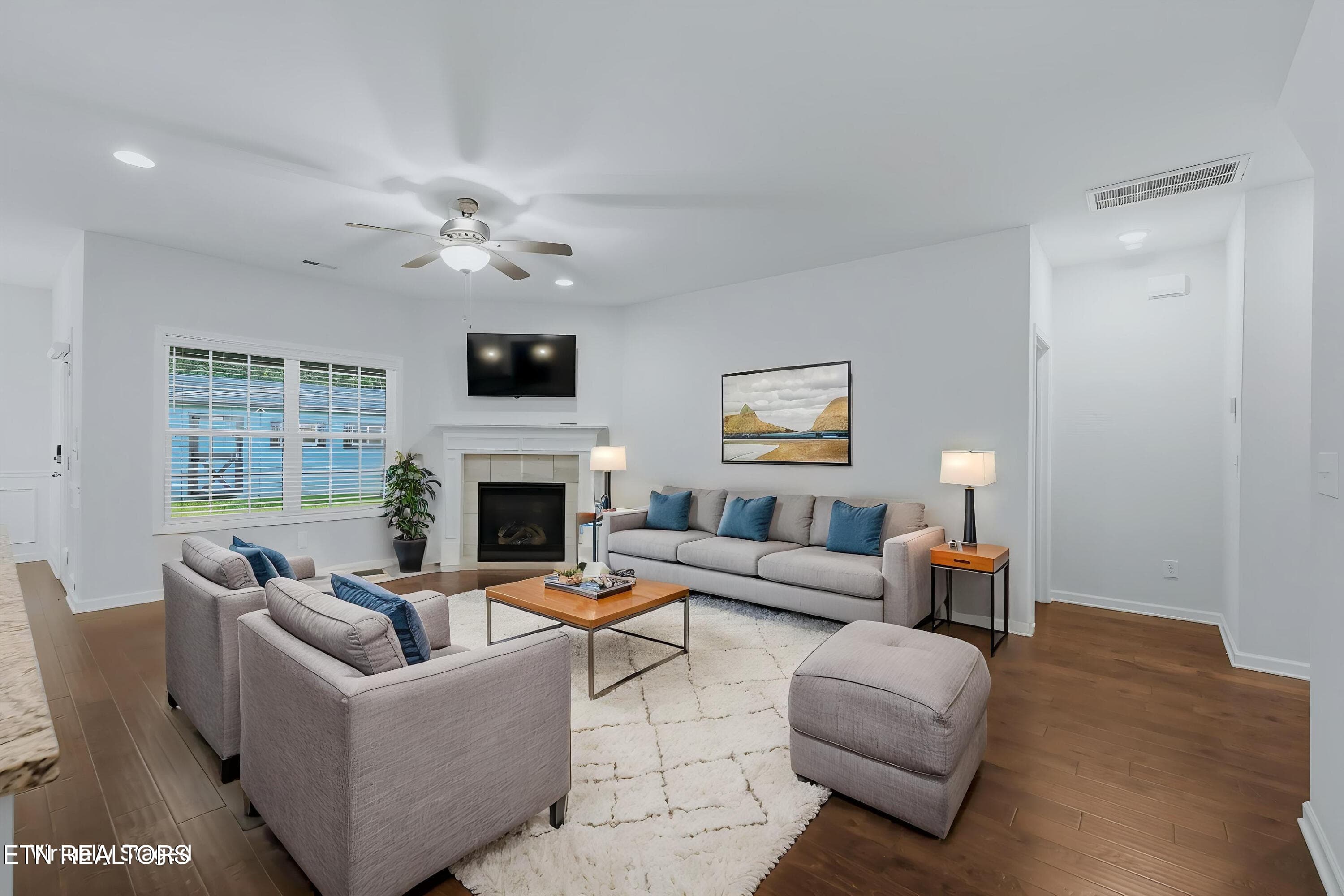 Virtually Staged - 11704 Pepper Ridge Lane, Knoxville, TN 37932