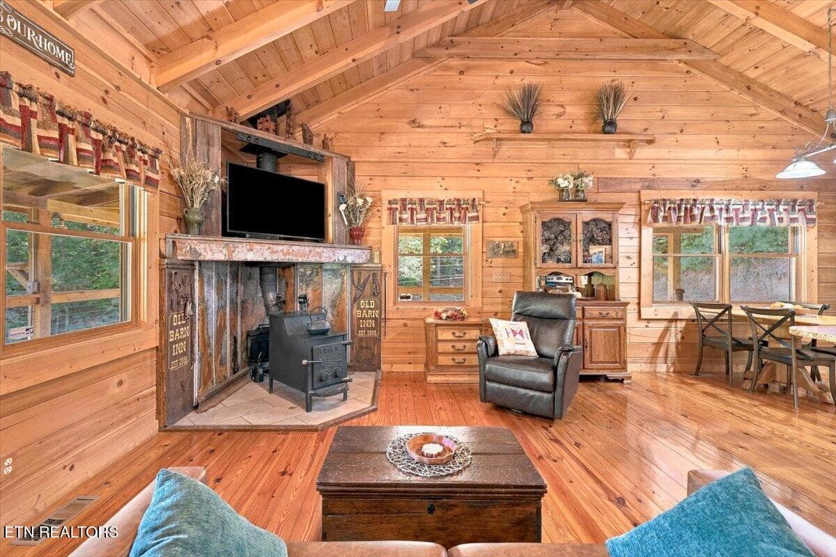 011-462 Middle Creek Rd 11 - 462 Middle Creek Rd, Cosby, TN 37722