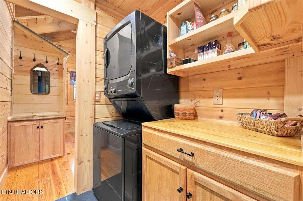 028-462 Middle Creek Rd 28 - 462 Middle Creek Rd, Cosby, TN 37722