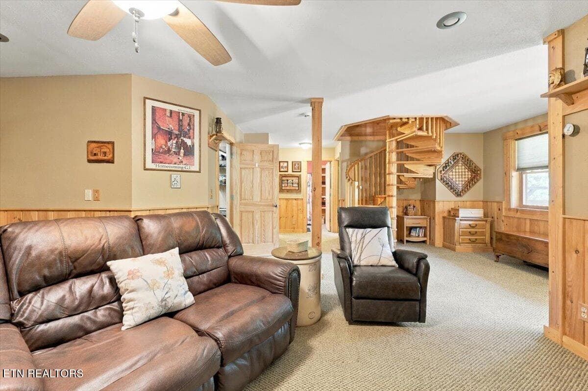 014-462 Middle Creek Rd 14 - 462 Middle Creek Rd, Cosby, TN 37722