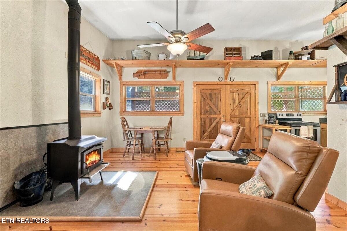 049-462 Middle Creek Rd 49 - 462 Middle Creek Rd, Cosby, TN 37722