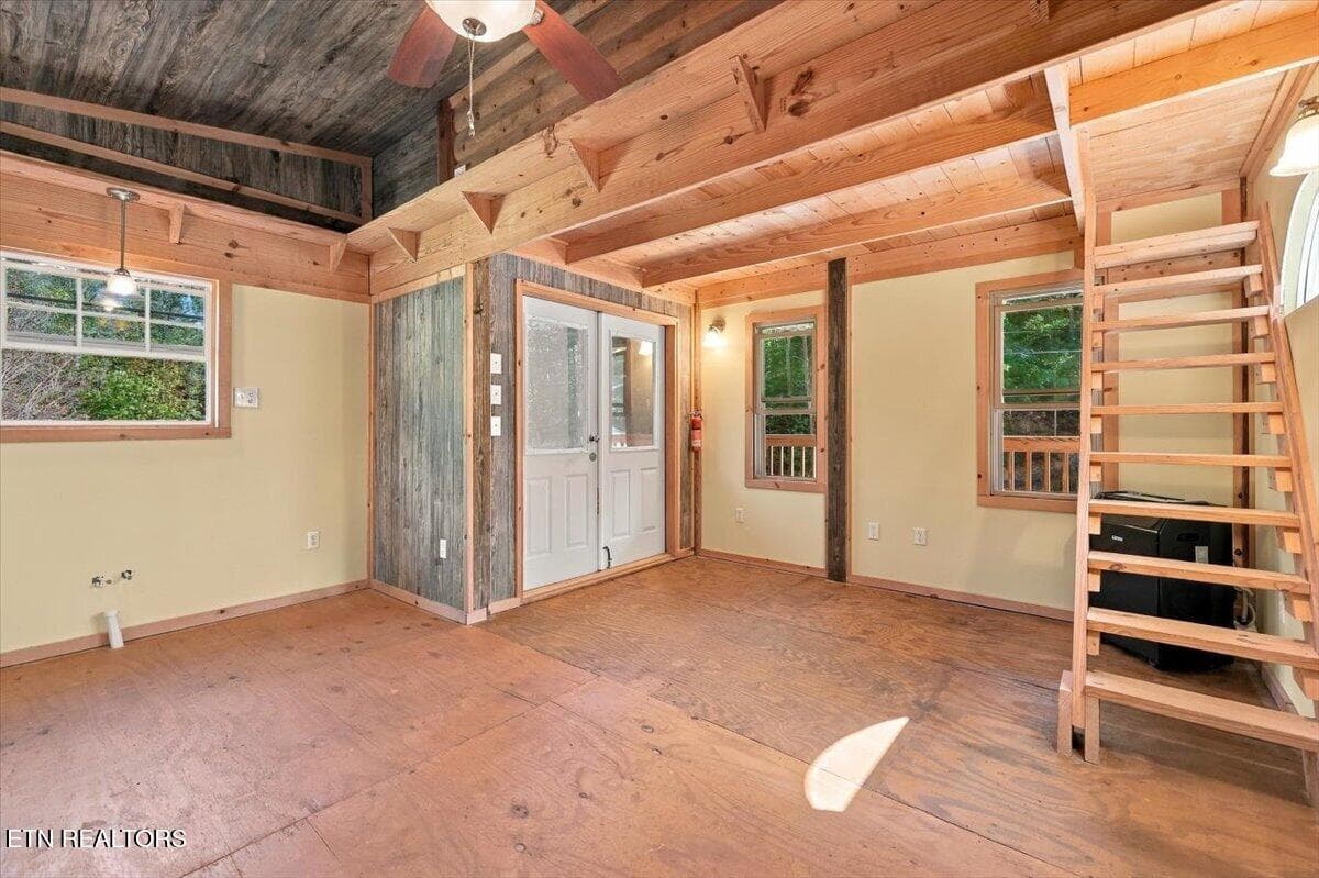 057-462 Middle Creek Rd 57 - 462 Middle Creek Rd, Cosby, TN 37722