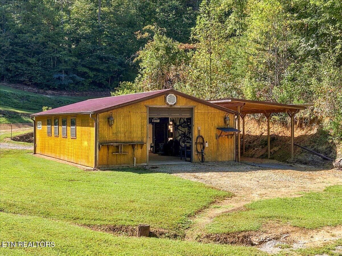 061-462 Middle Creek Rd 61 - 462 Middle Creek Rd, Cosby, TN 37722