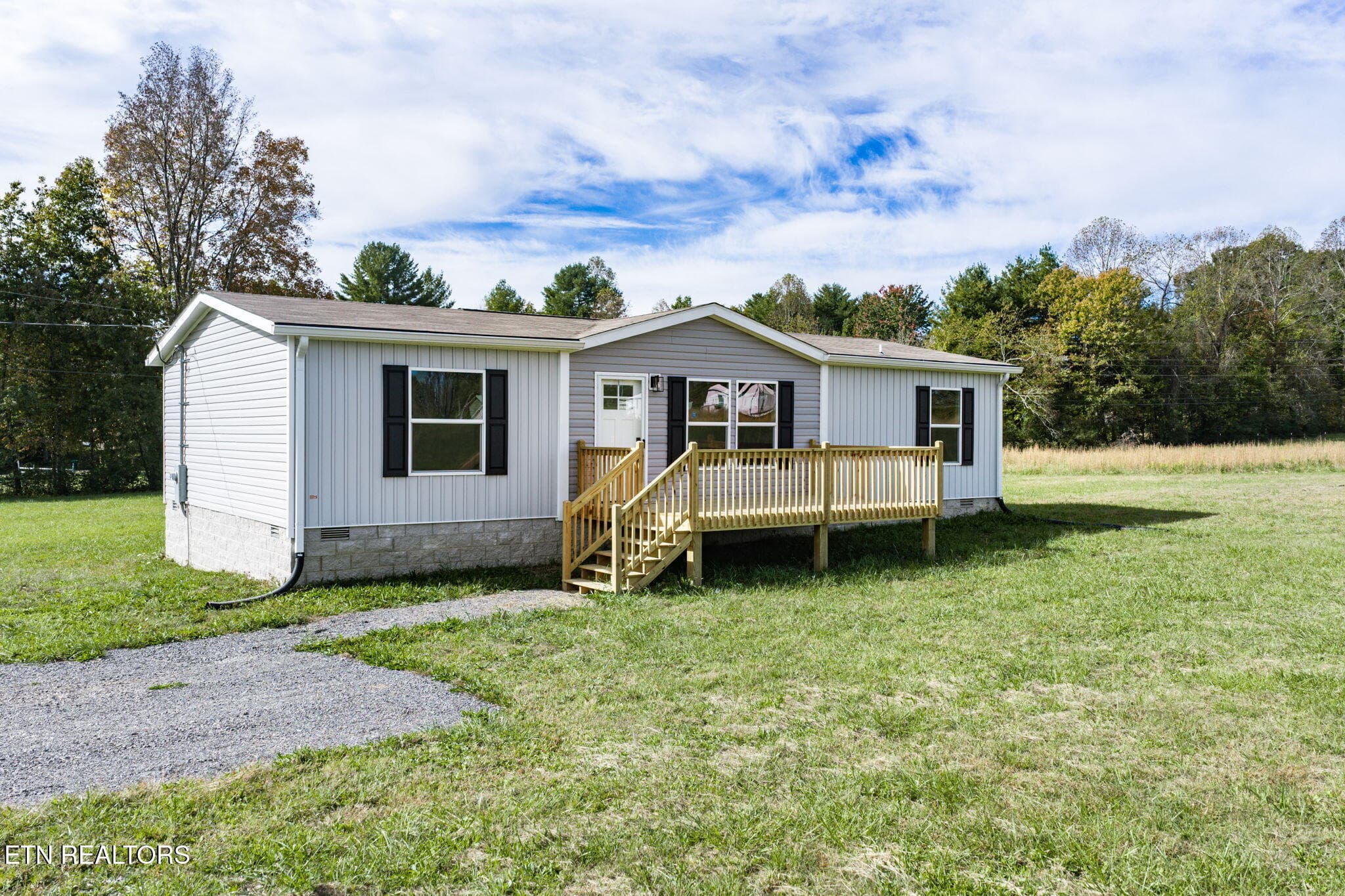 Front - 288 Bob Austin Rd, Crossville, TN 38571
