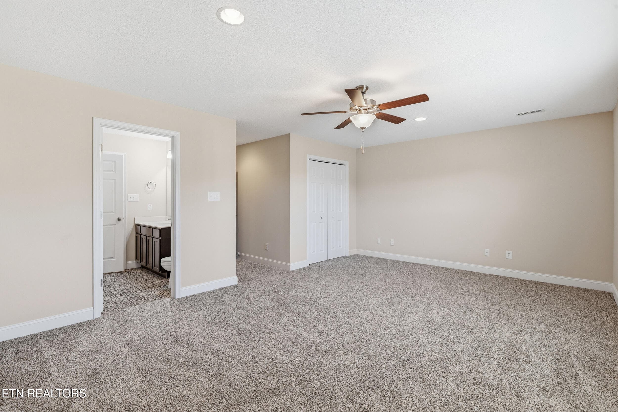 042 - 8117 Equinox Lane, Powell, TN 37849