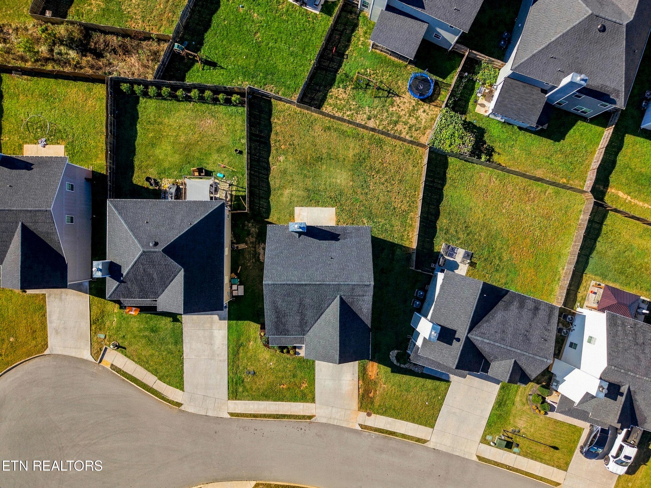 048 - 8117 Equinox Lane, Powell, TN 37849