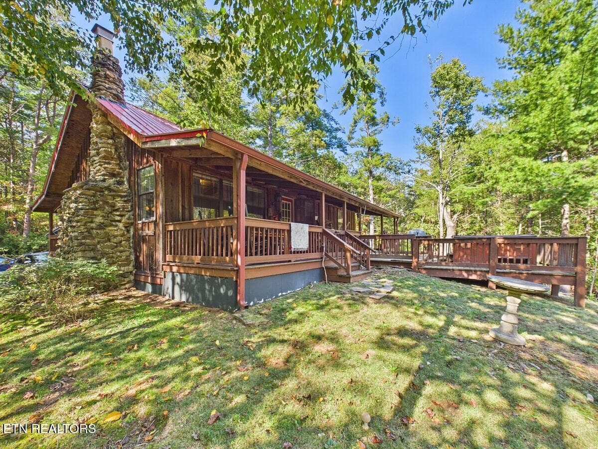 002-002 - 142 Rivendell Lane, Tellico Plains, TN 37385