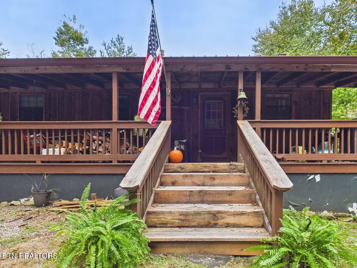 005-005 - 142 Rivendell Lane, Tellico Plains, TN 37385