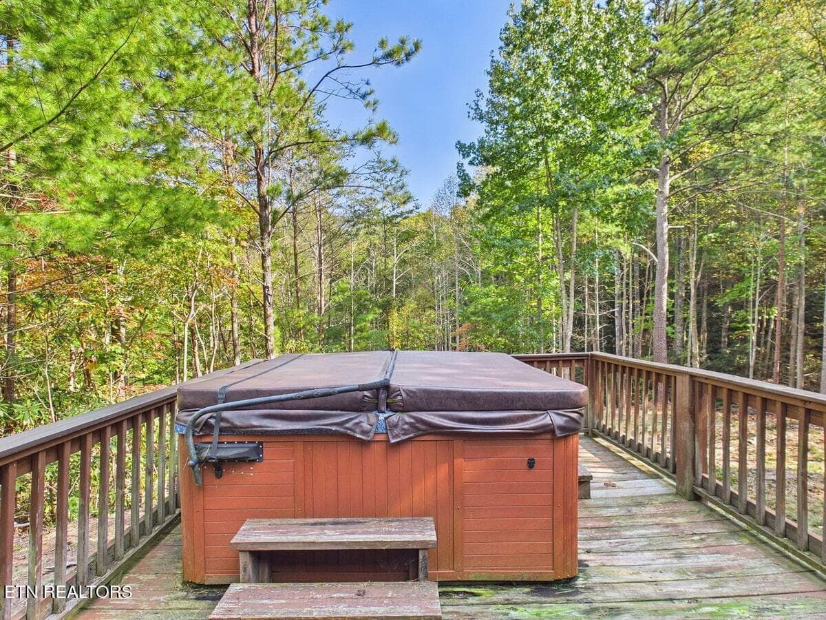 035-035 - 142 Rivendell Lane, Tellico Plains, TN 37385
