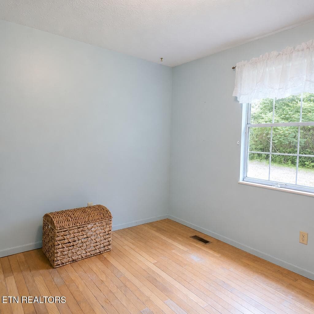 1000018287 - 275 Spring Creek Rd, Delano, TN 37325