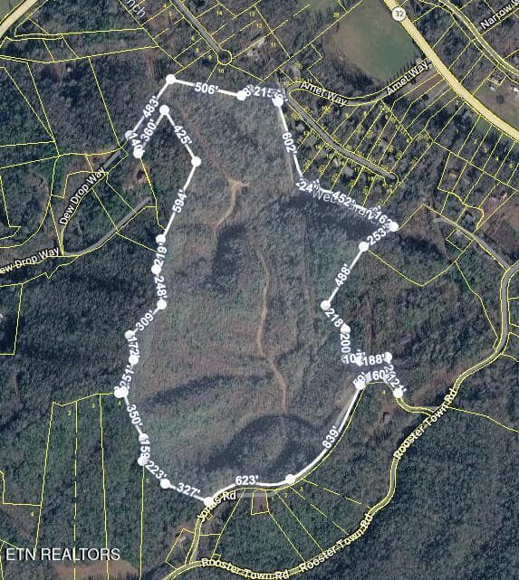 Hooper Hwy, Cosby, TN 37722