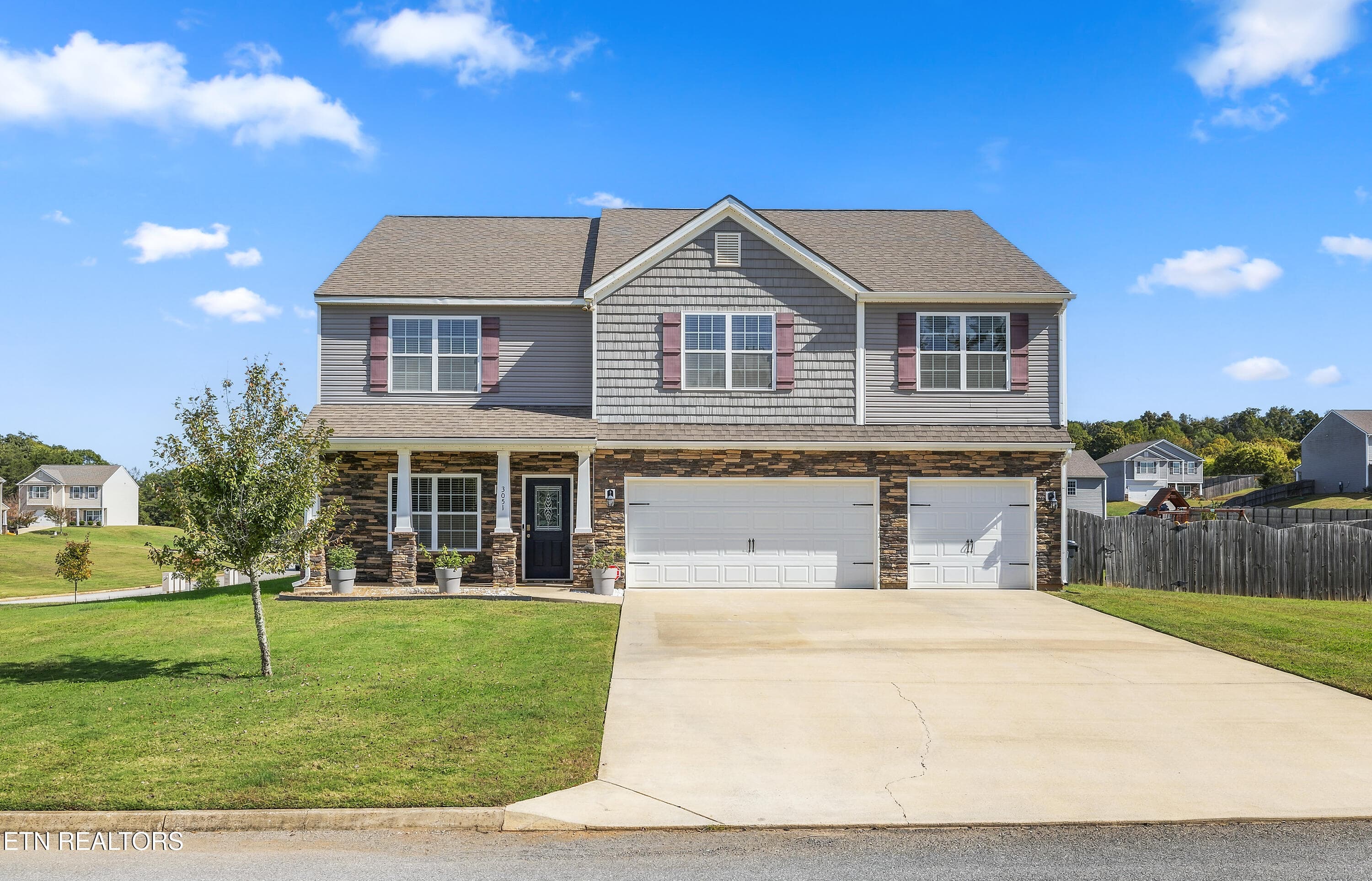 3051 Sagegrass Drive, Louisville, TN 37777
