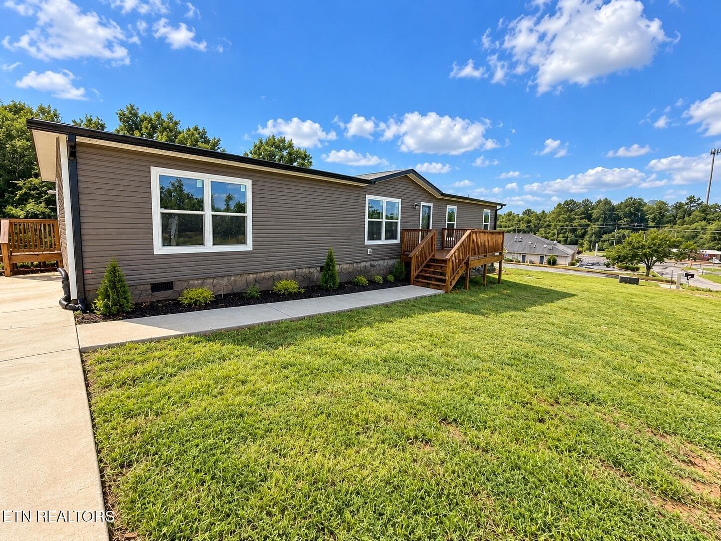 front of house - 128 Lifestyle Way, Benton, TN 37307