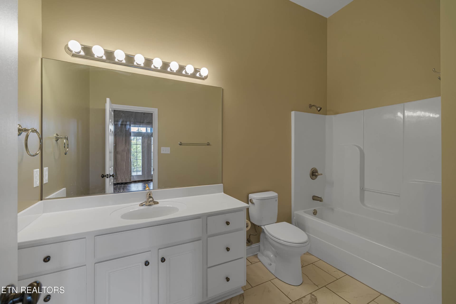 creekside updates-27 - 1139 Creekside Village Way, Seymour, TN 37865
