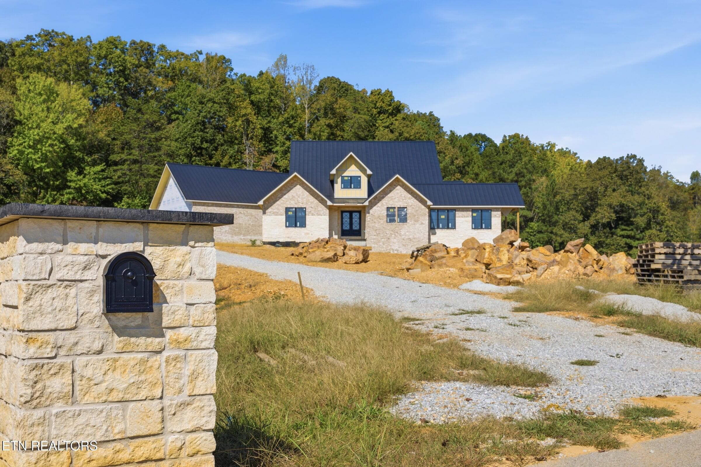 SPOT9889 - 325 Enclave Way, Kingston, TN 37763