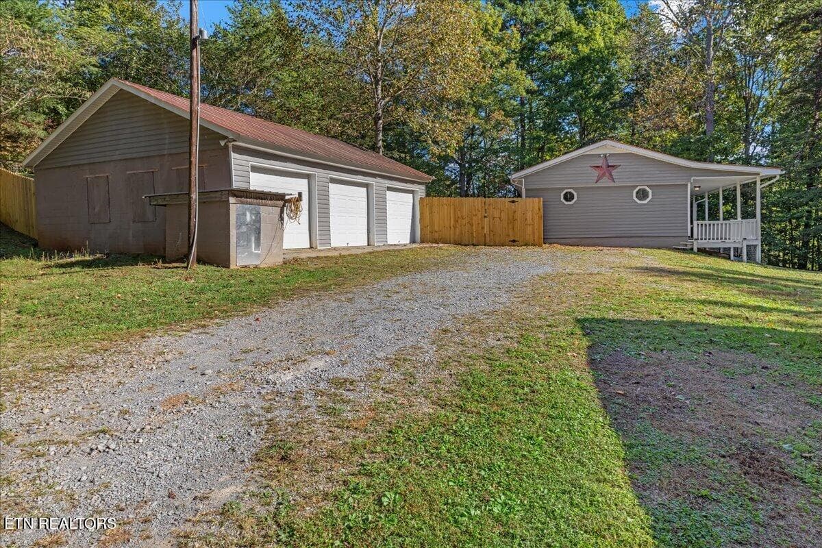 20-445 Cr 439-19 - 445 County Road 439, Athens, TN 37303