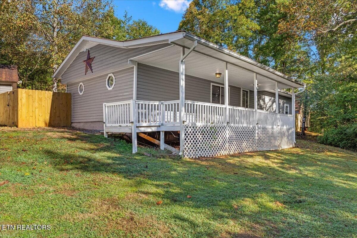 445 County Road 439, Athens, TN 37303