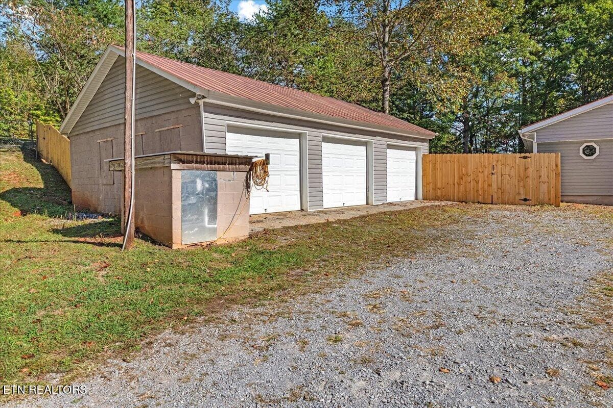 27-445 Cr 439-27 - 445 County Road 439, Athens, TN 37303