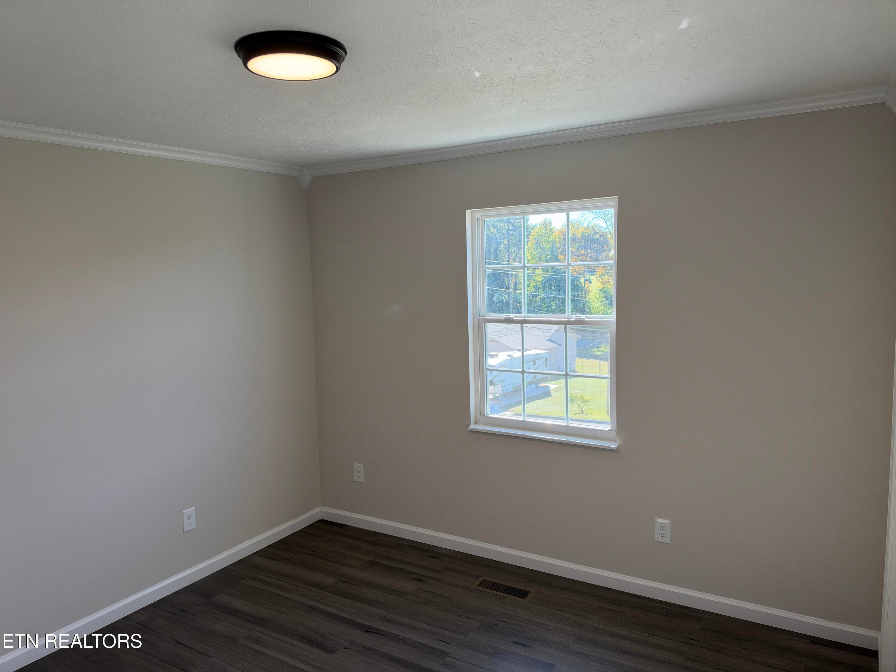 16 - 808 Valley St, Seymour, TN 37865
