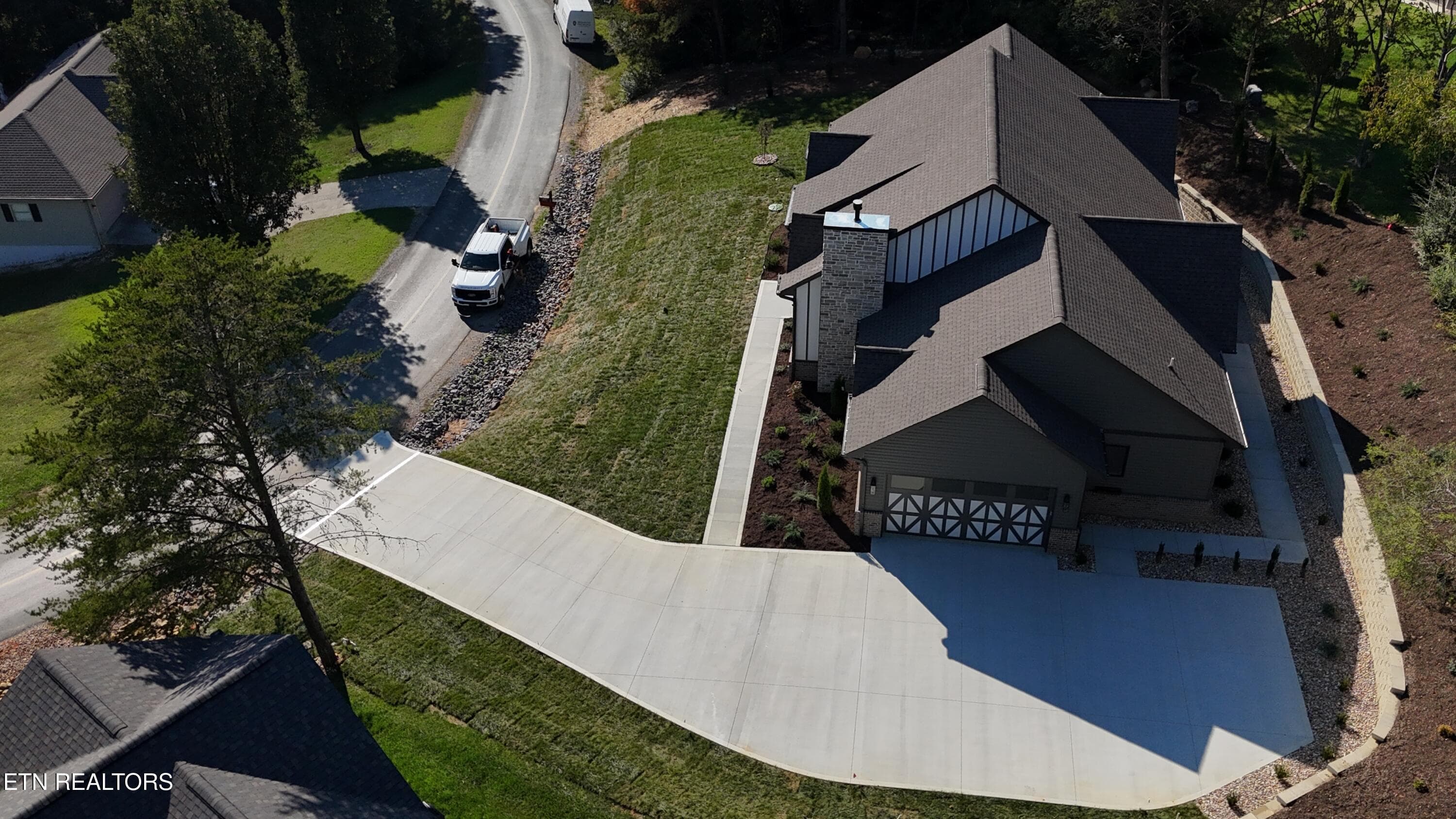 dji_fly_20261016_180630_0180_17920955278 - 107 Amohi Way, Loudon, TN 37774