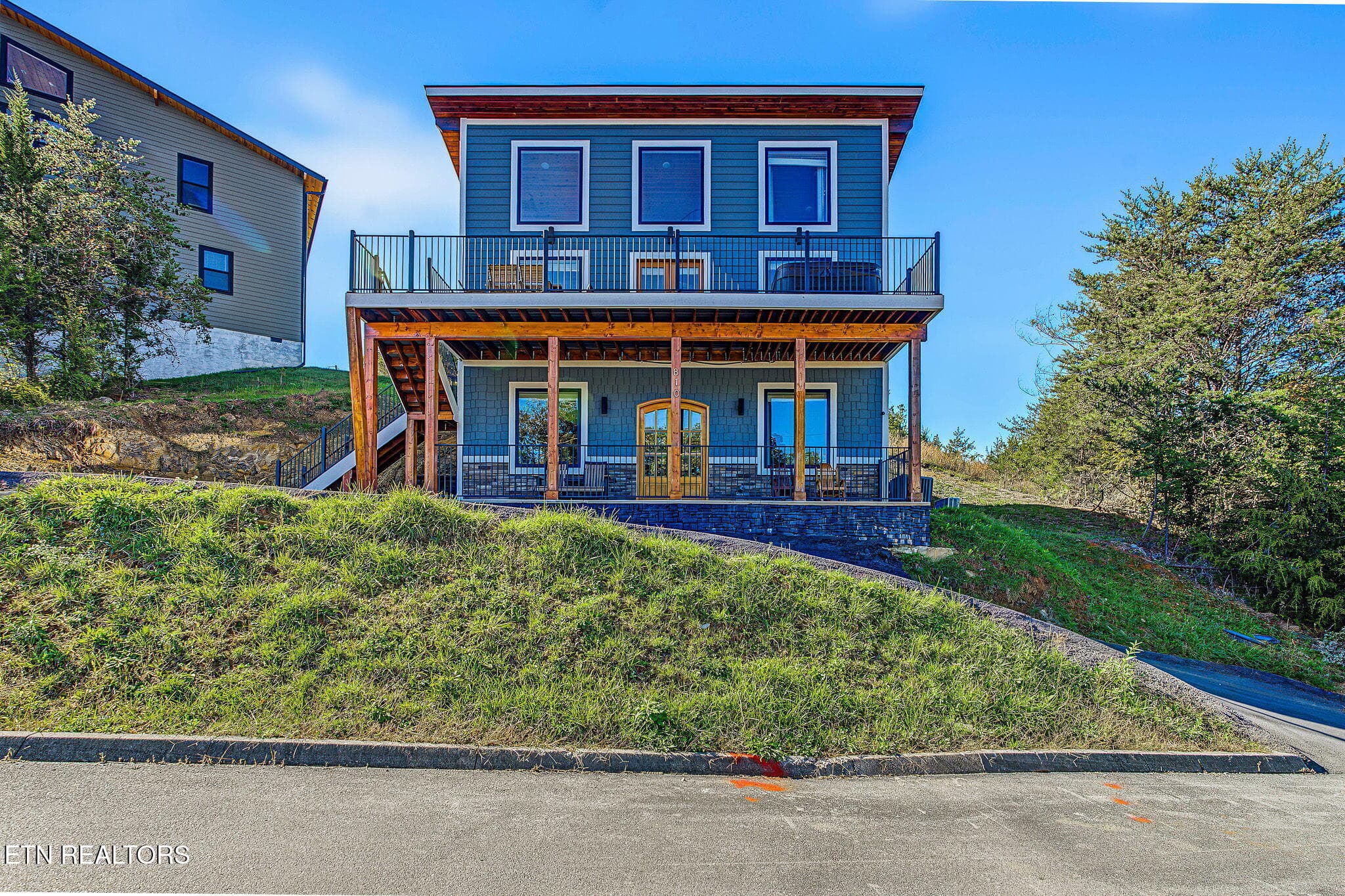 810 Blue Herring Way, Sevierville, TN 37876