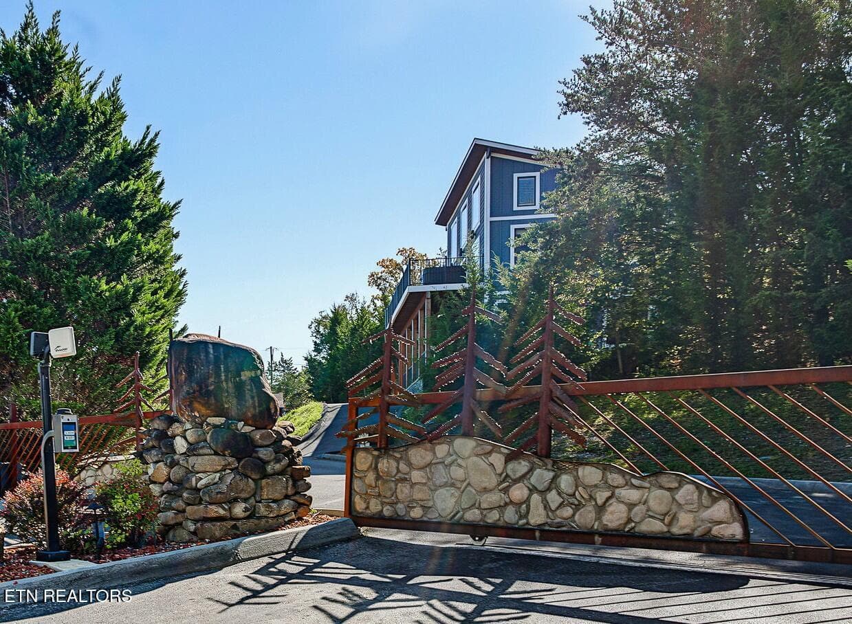 1 - 810 Blue Herring Way, Sevierville, TN 37876