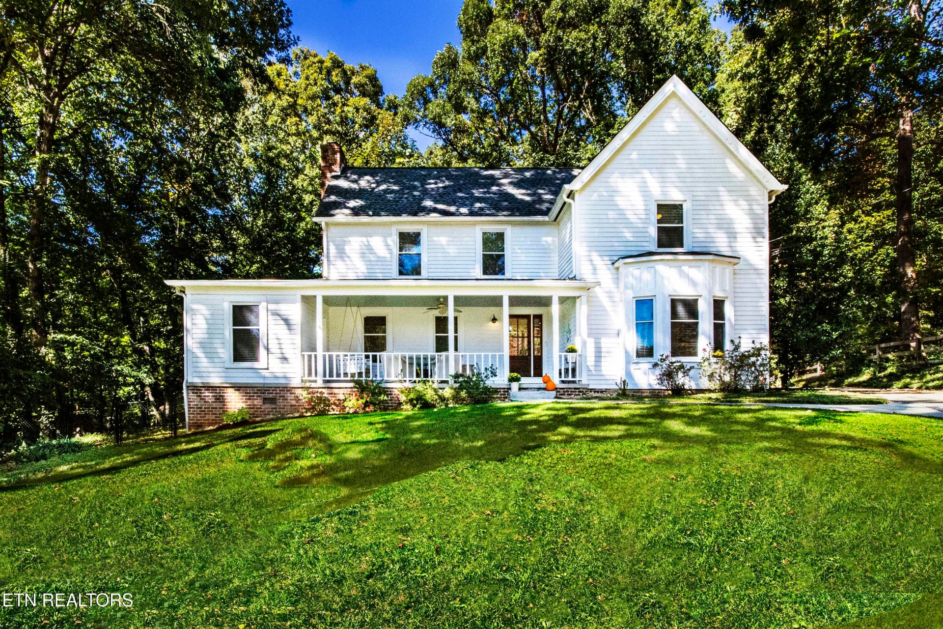 9523 W Aiken Lane, Knoxville, TN 37922