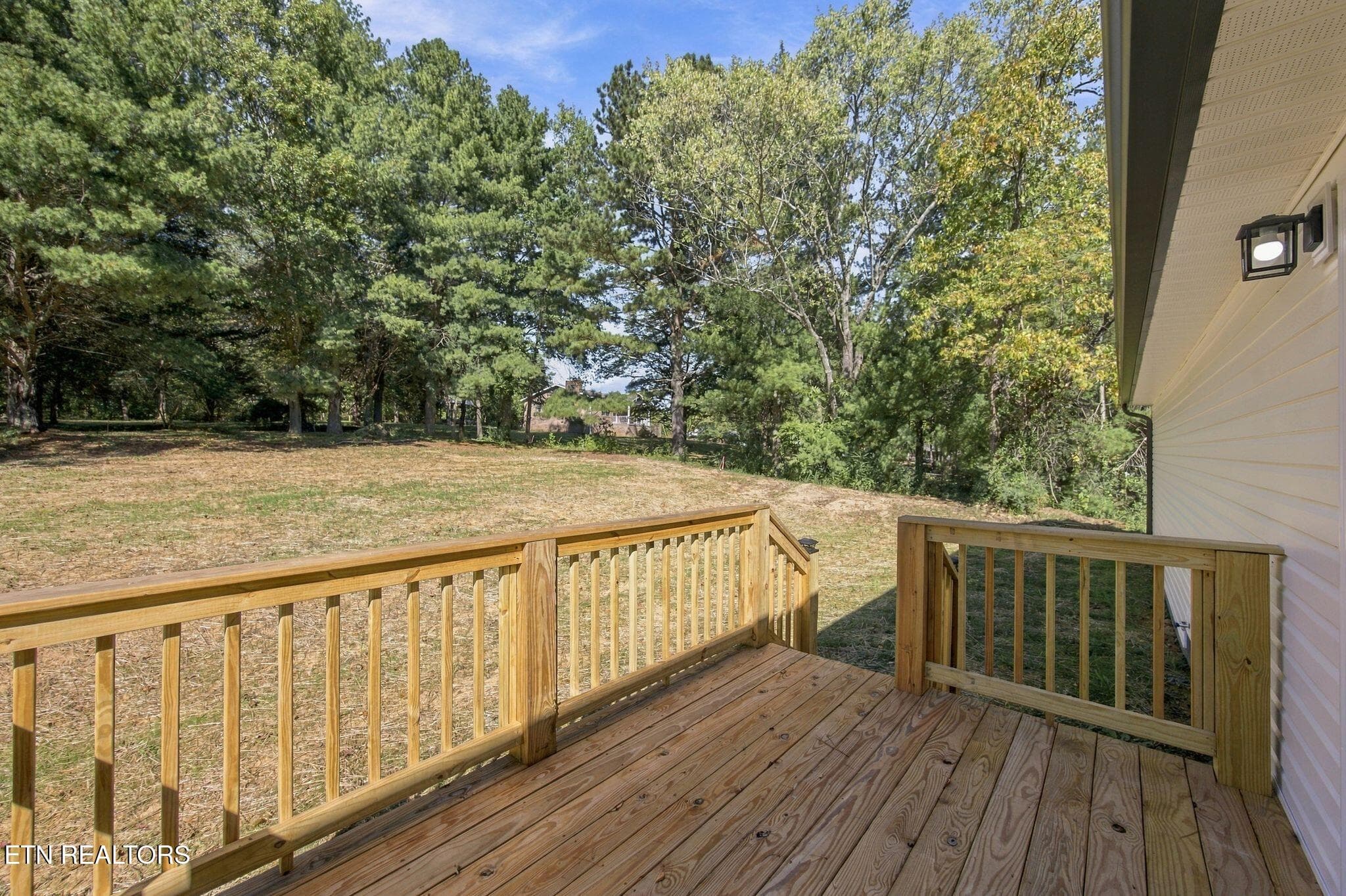 25_610 Lawrence St 21 - 610 Lawrence St, Etowah, TN 37331