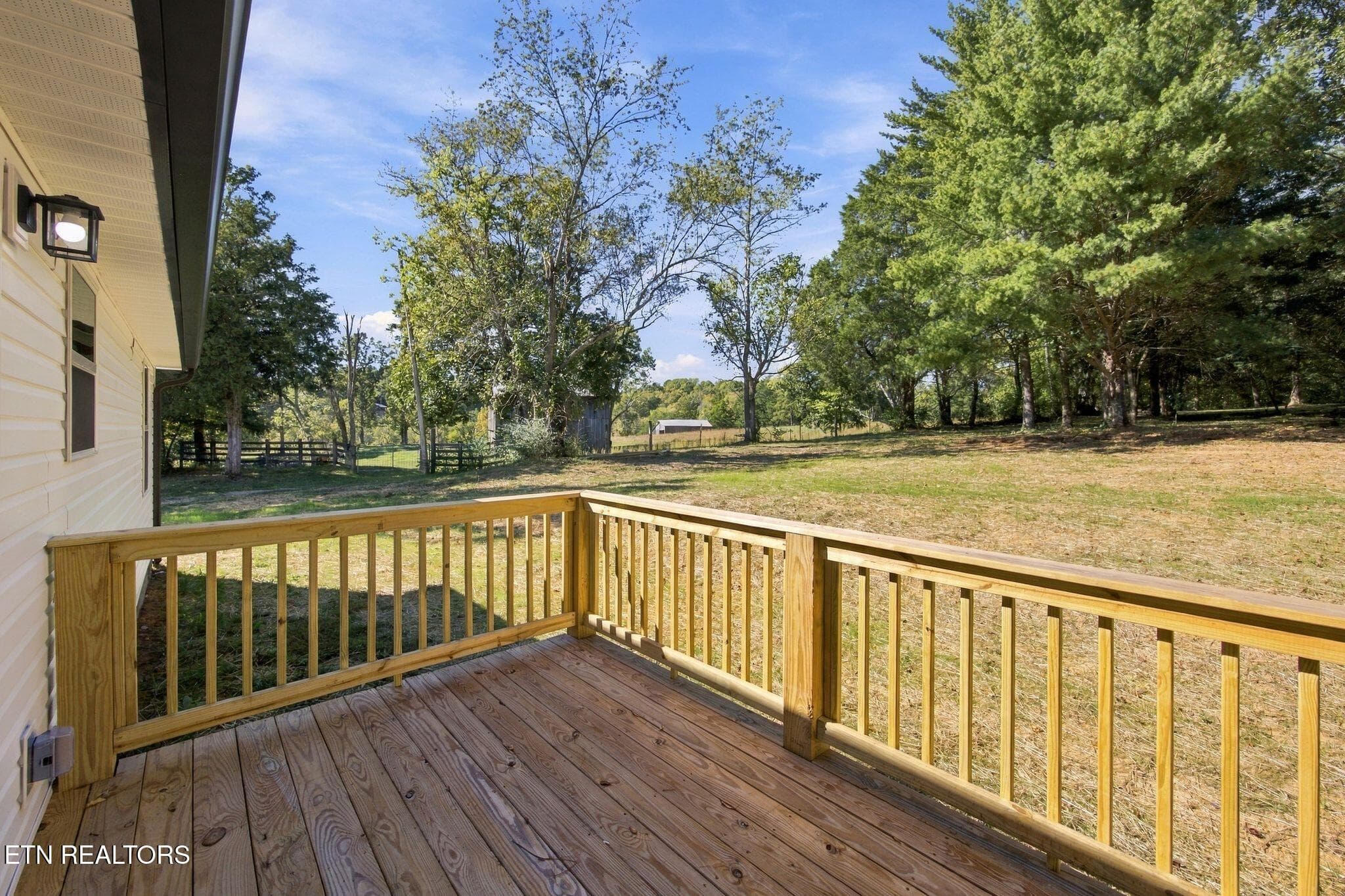 26_610 Lawrence St 22 - 610 Lawrence St, Etowah, TN 37331