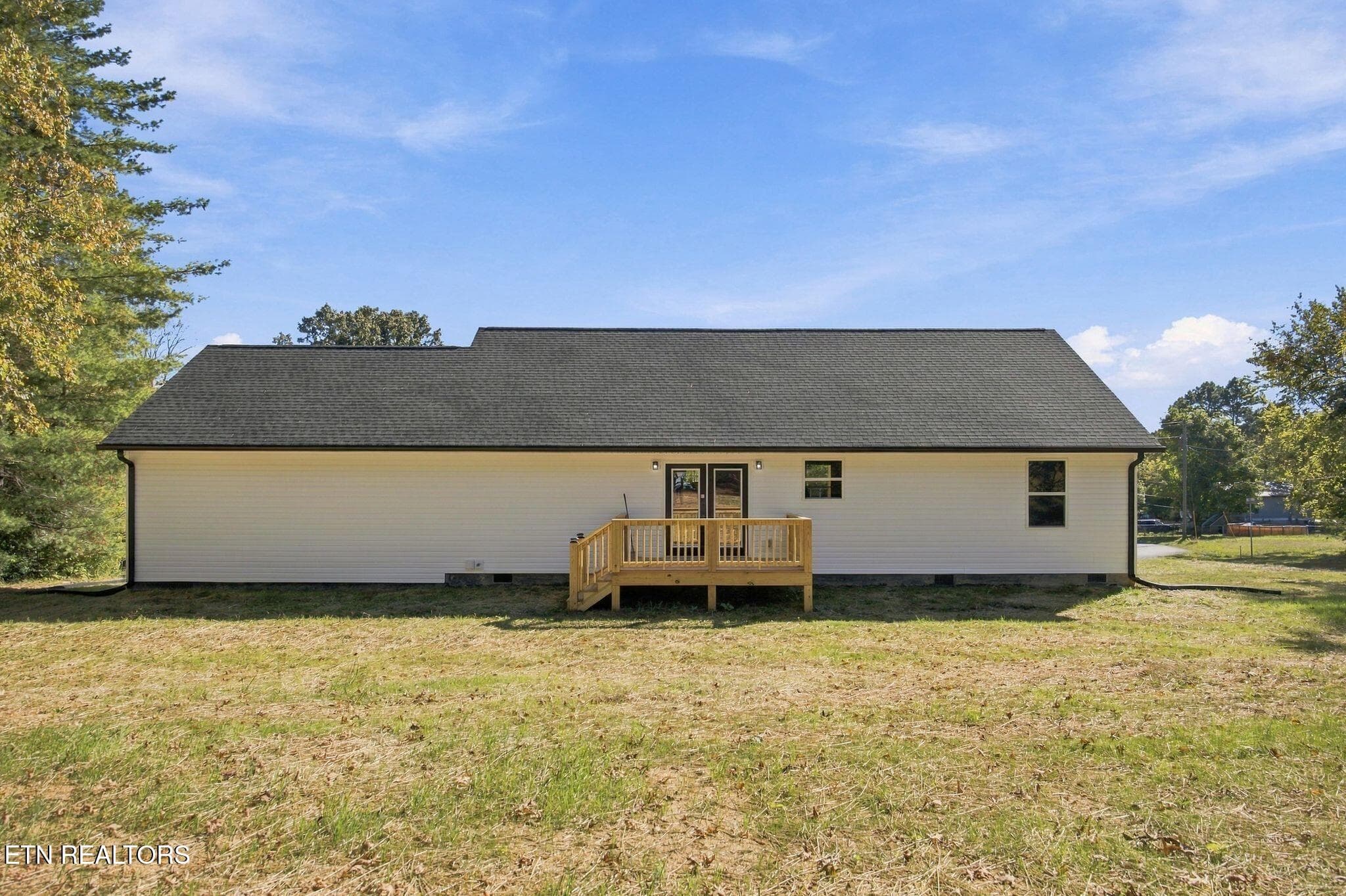 28_610 Lawrence St 24 - 610 Lawrence St, Etowah, TN 37331