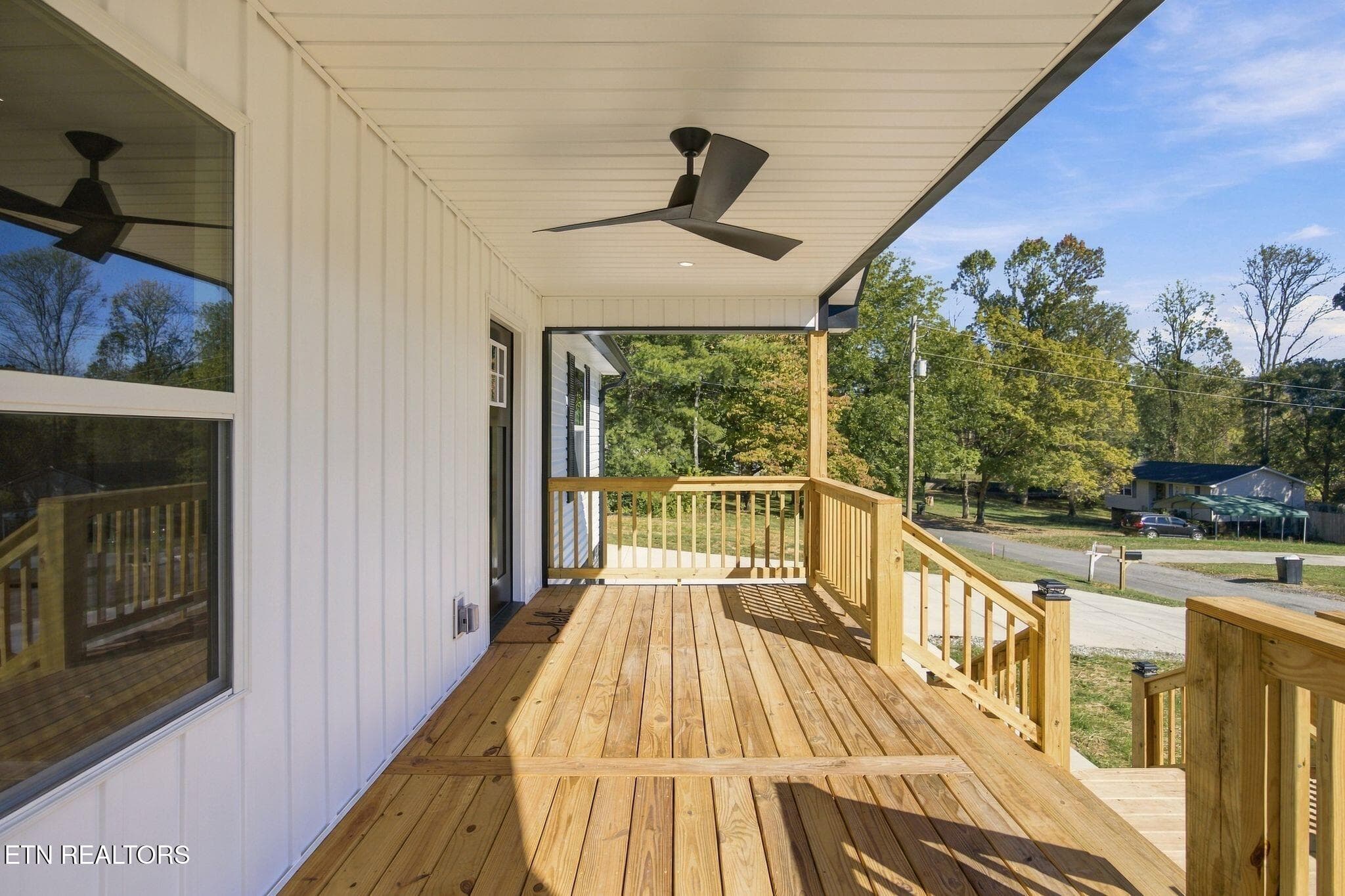 31_610 Lawrence St 27 - 610 Lawrence St, Etowah, TN 37331