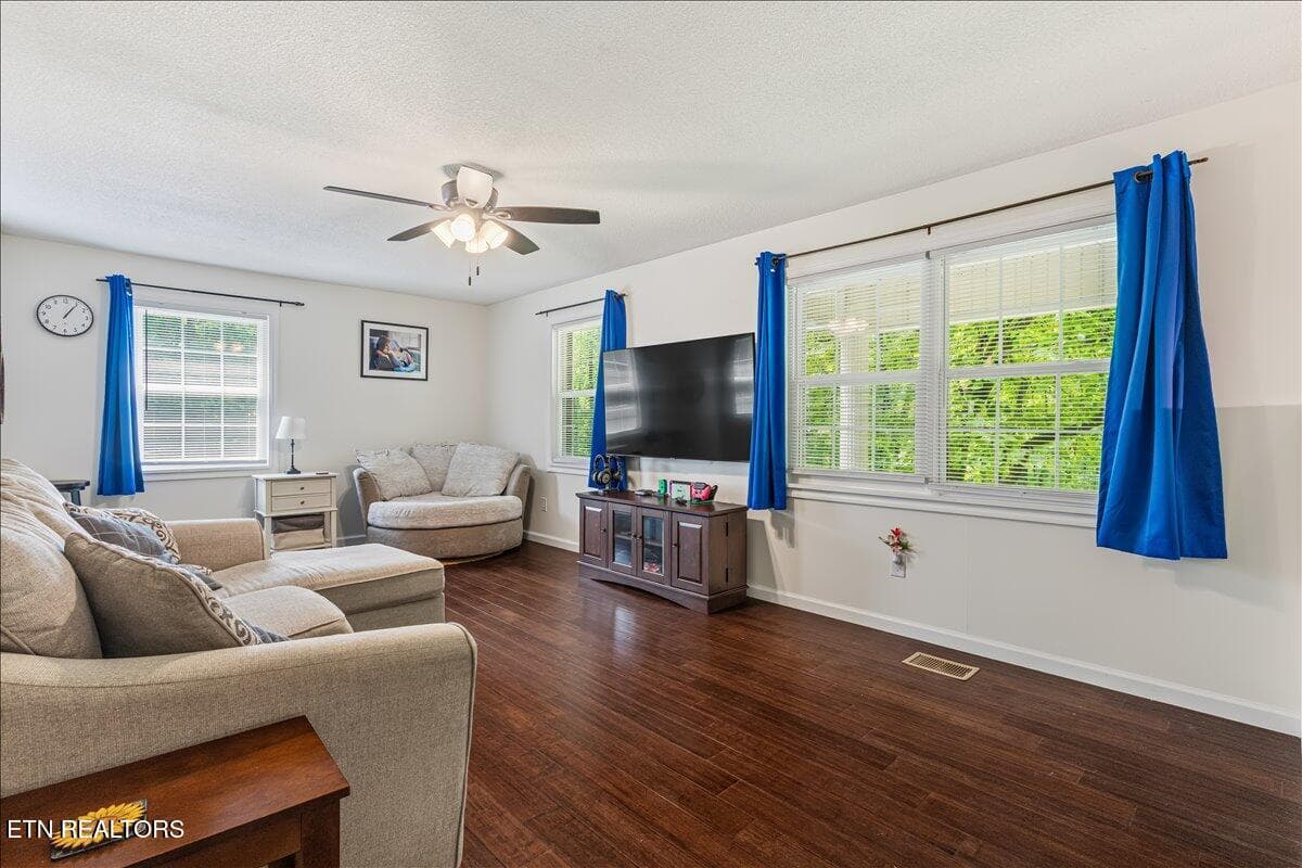 07-545 Edgewood Dr-1 - 545 Edgewood Drive, Sweetwater, TN 37874