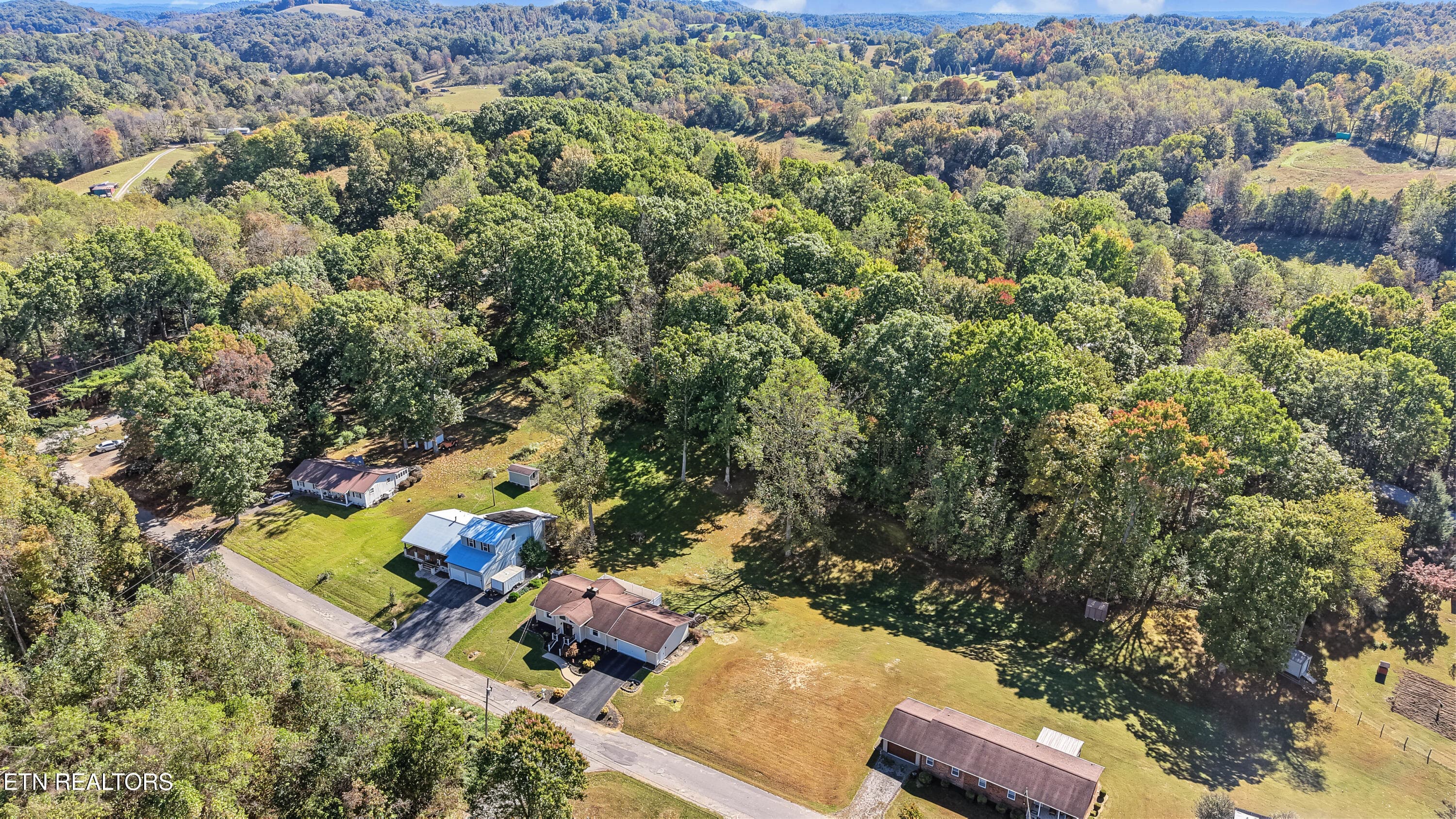 DJI_20261020121038_0162_D-2 - 135 Denise Drive, Speedwell, TN 37870