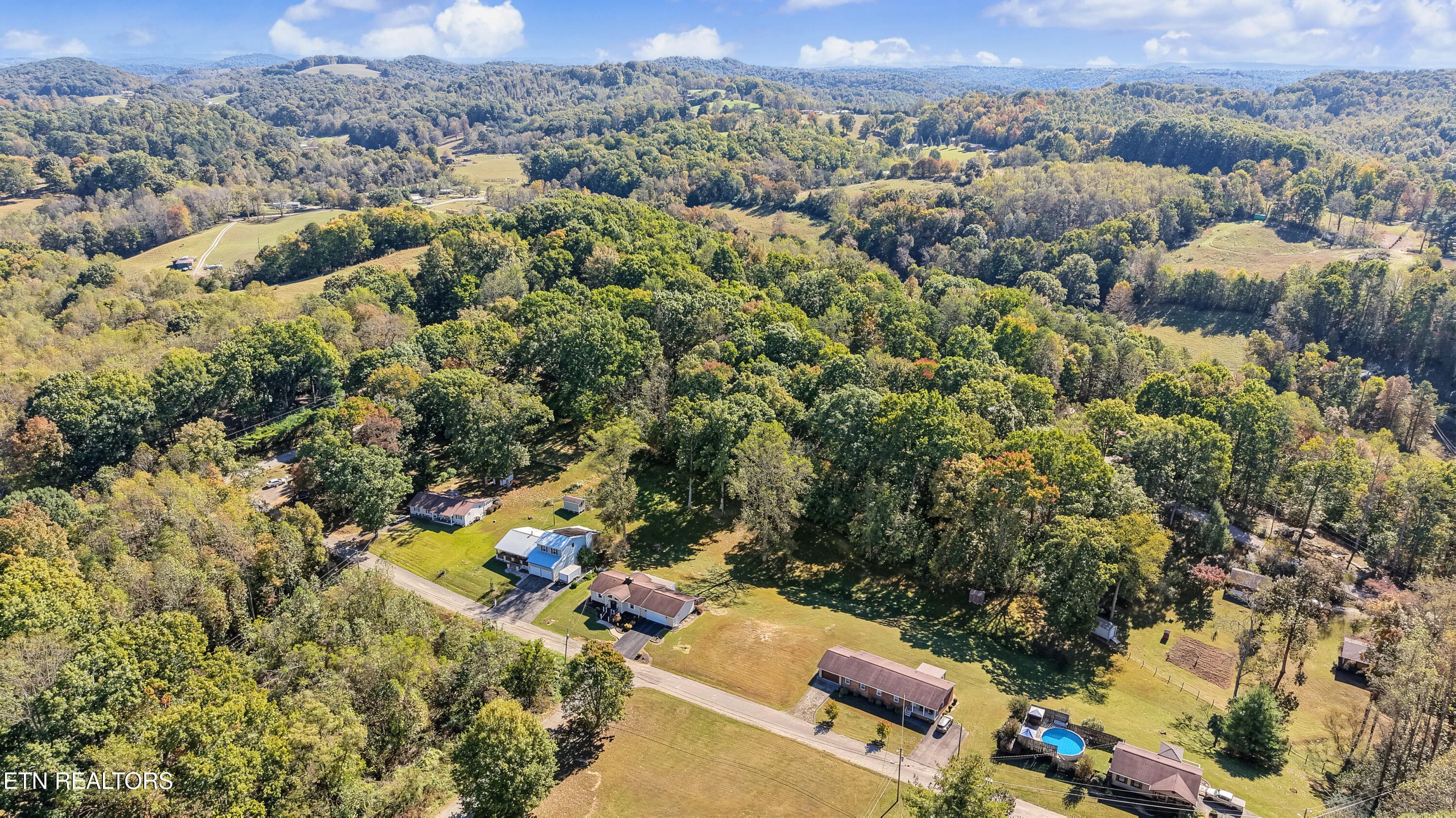 DJI_20261020121049_0165_D-2 - 135 Denise Drive, Speedwell, TN 37870