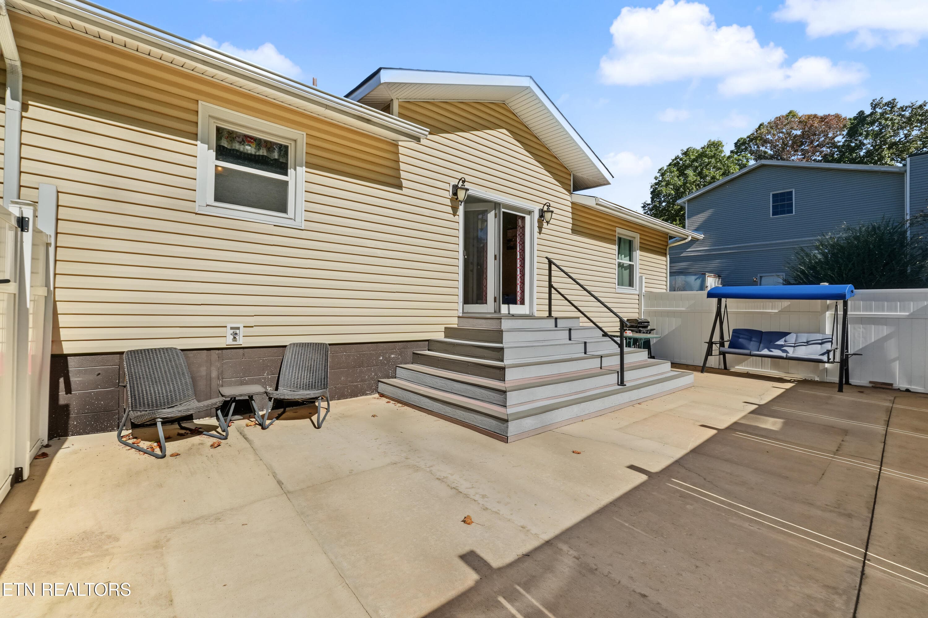 DSC09451-2 - 135 Denise Drive, Speedwell, TN 37870
