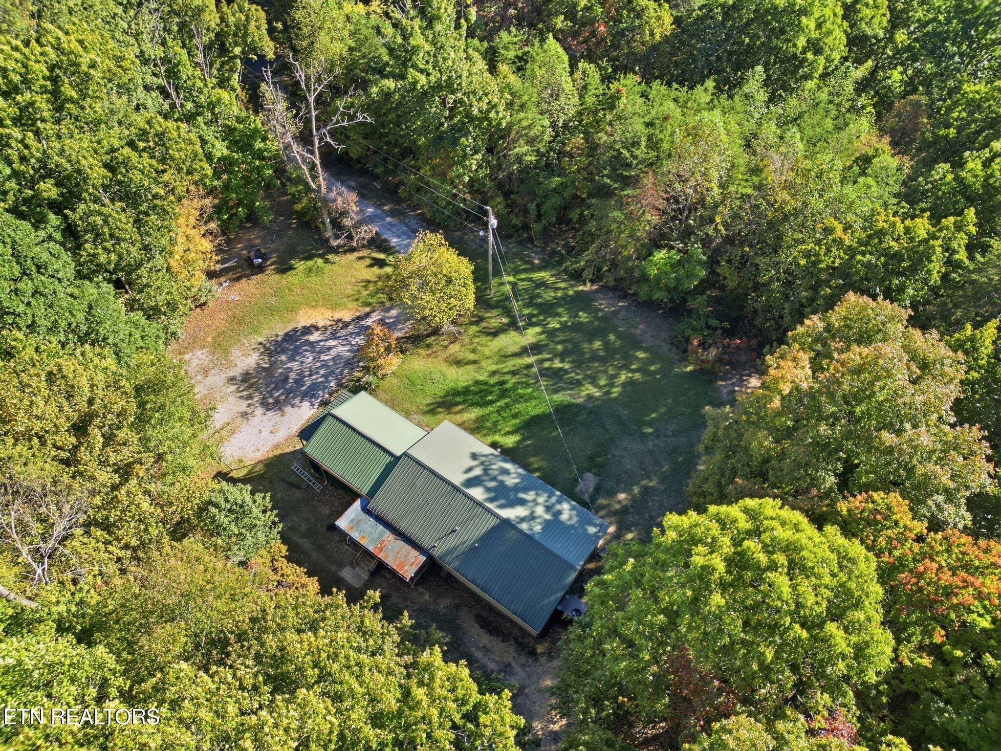 21-web-or-mls-DJI_0336-topaz - 8928 Ellis Lane, Powell, TN 37849
