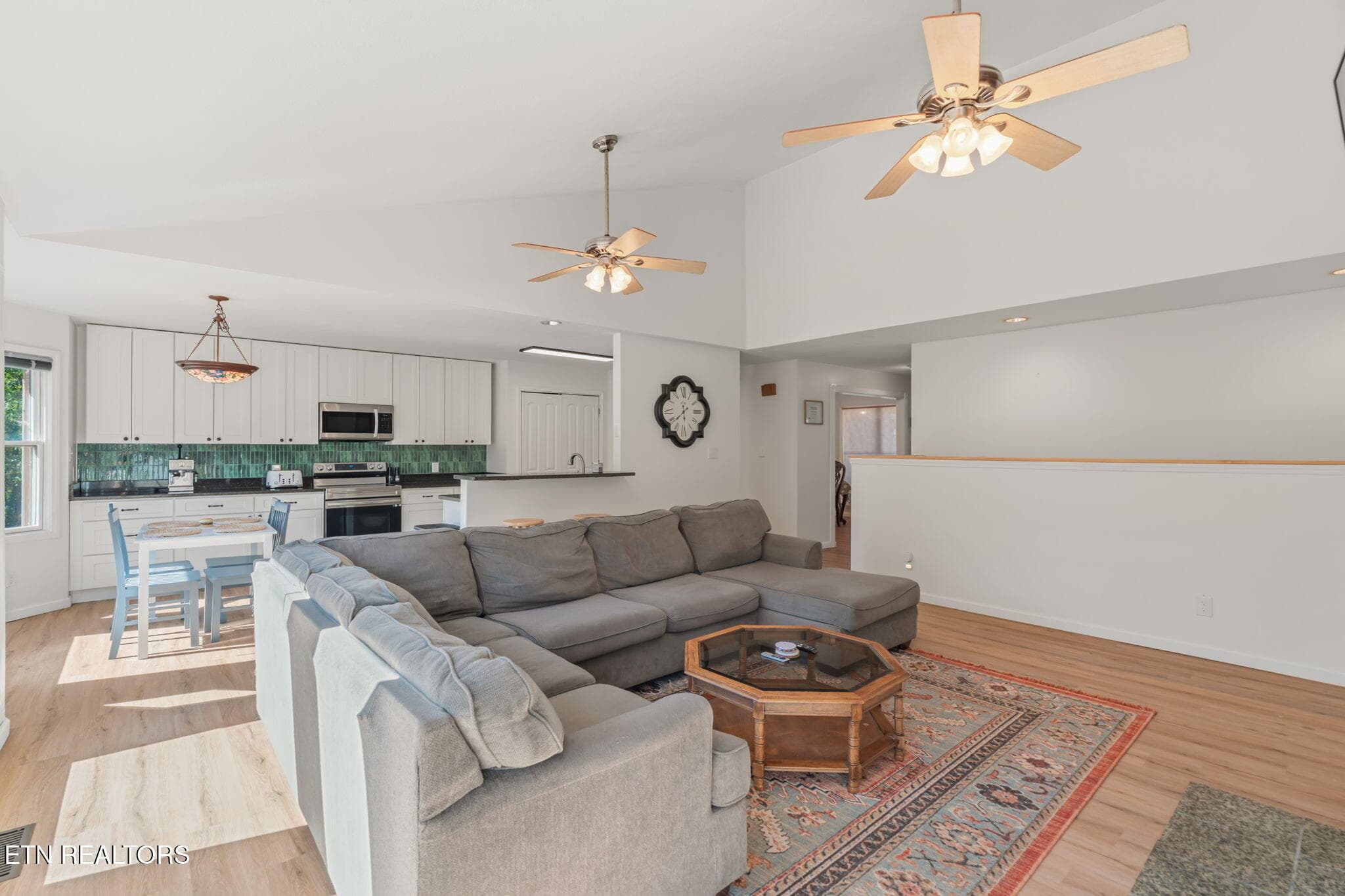 Great Room #3 - 8128 Heiskell Rd, Powell, TN 37849