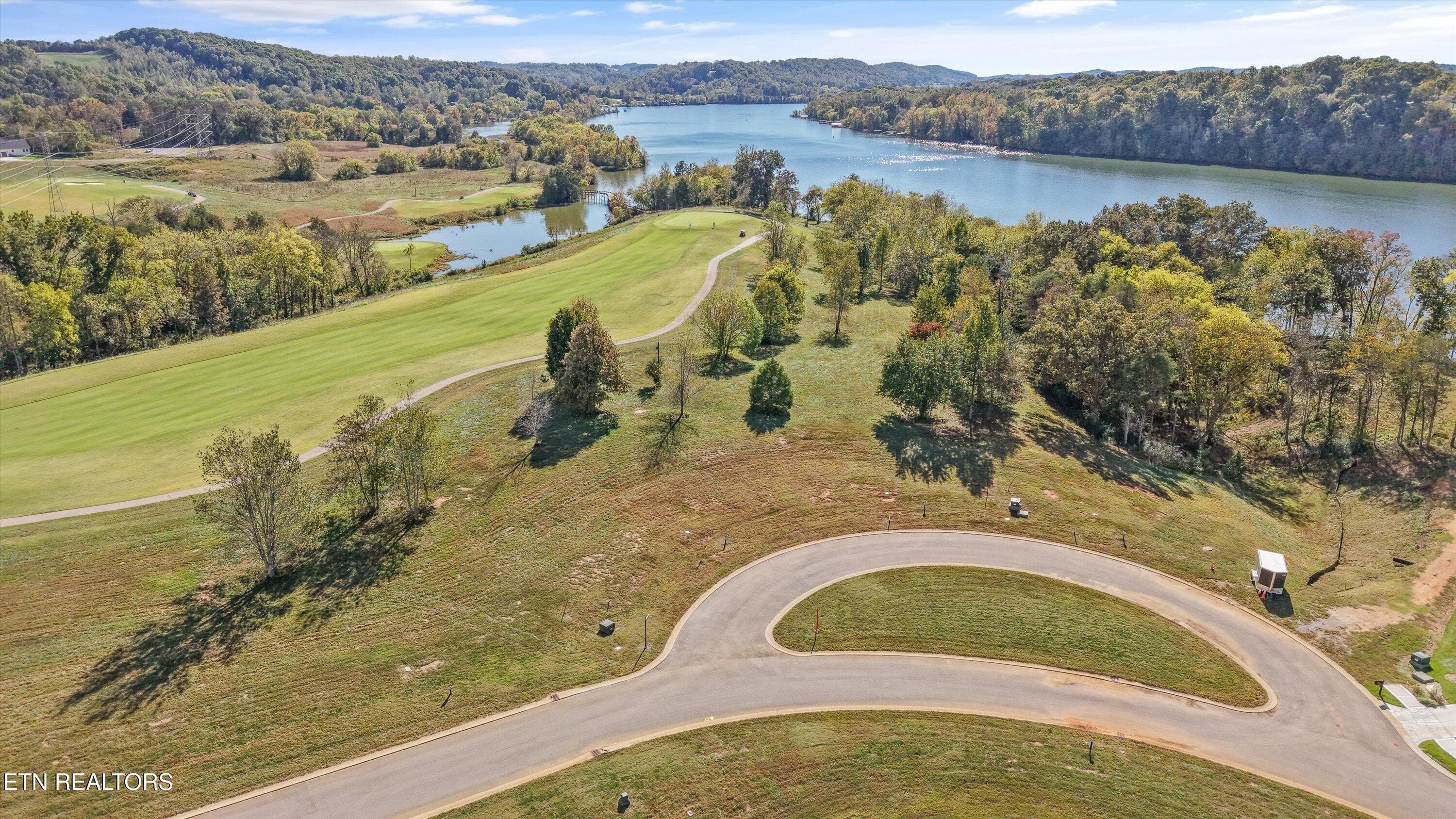 101 Sweet Tea St, Loudon, TN 37774