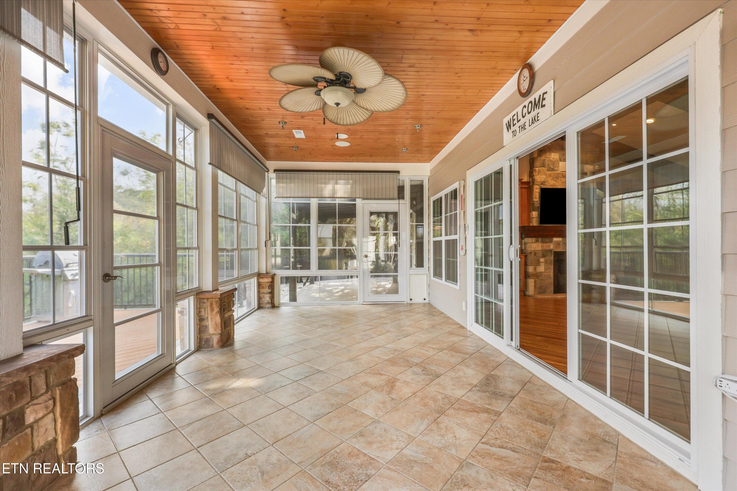 18-146 Lighthouse Blvd038 - 146 Lighthouse Blvd, Loudon, TN 37774