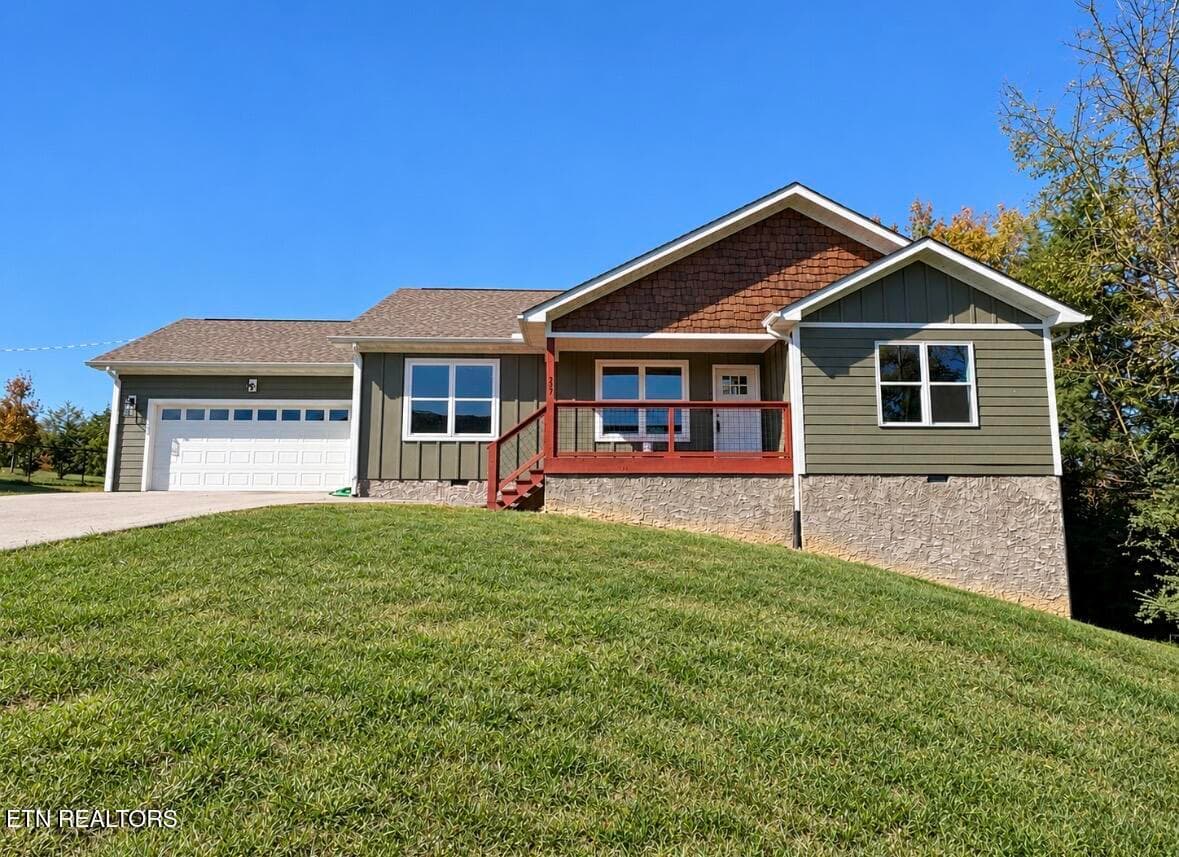 Front of Home - 327 Thomas Loop Rd, Sevierville, TN 37876