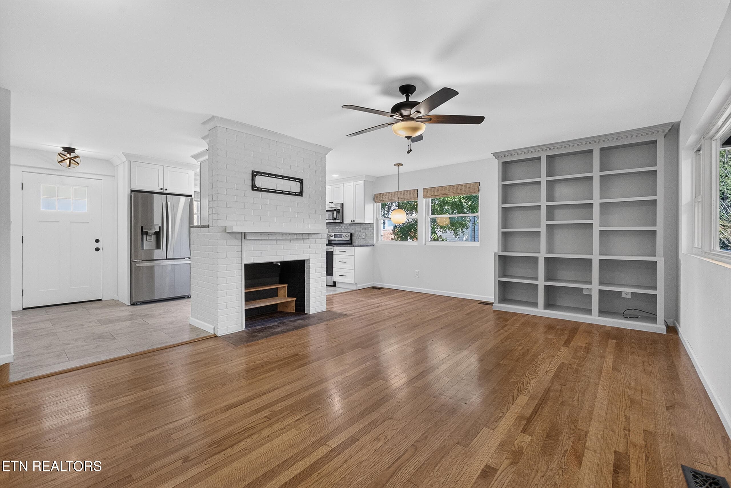 LB1A3023 - 102 Poplar Rd, Oak Ridge, TN 37830